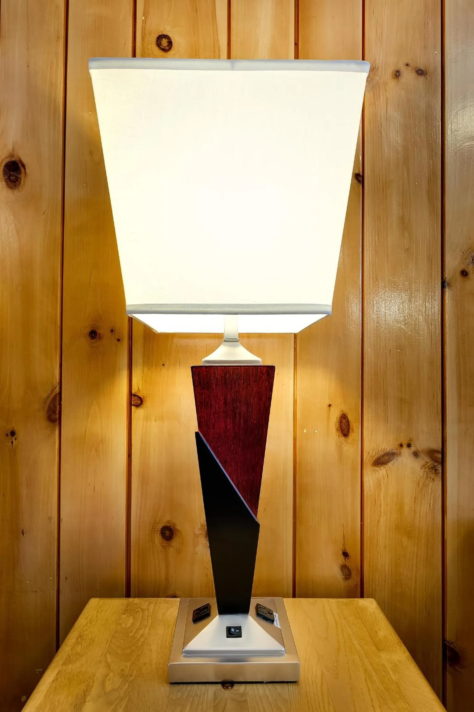 Decorative detail in Adirondack Spruce Lodge