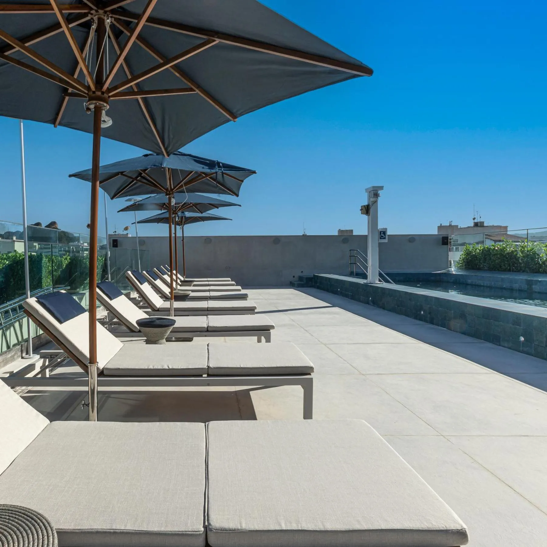 Swimming pool in Venit Mio Hotel