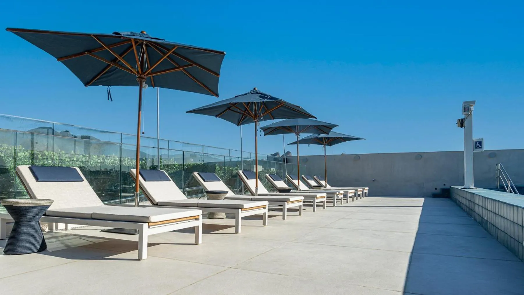 Swimming pool in Venit Mio Hotel