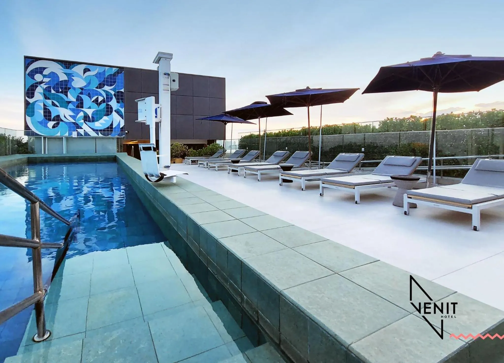 Swimming pool in Venit Barra Hotel