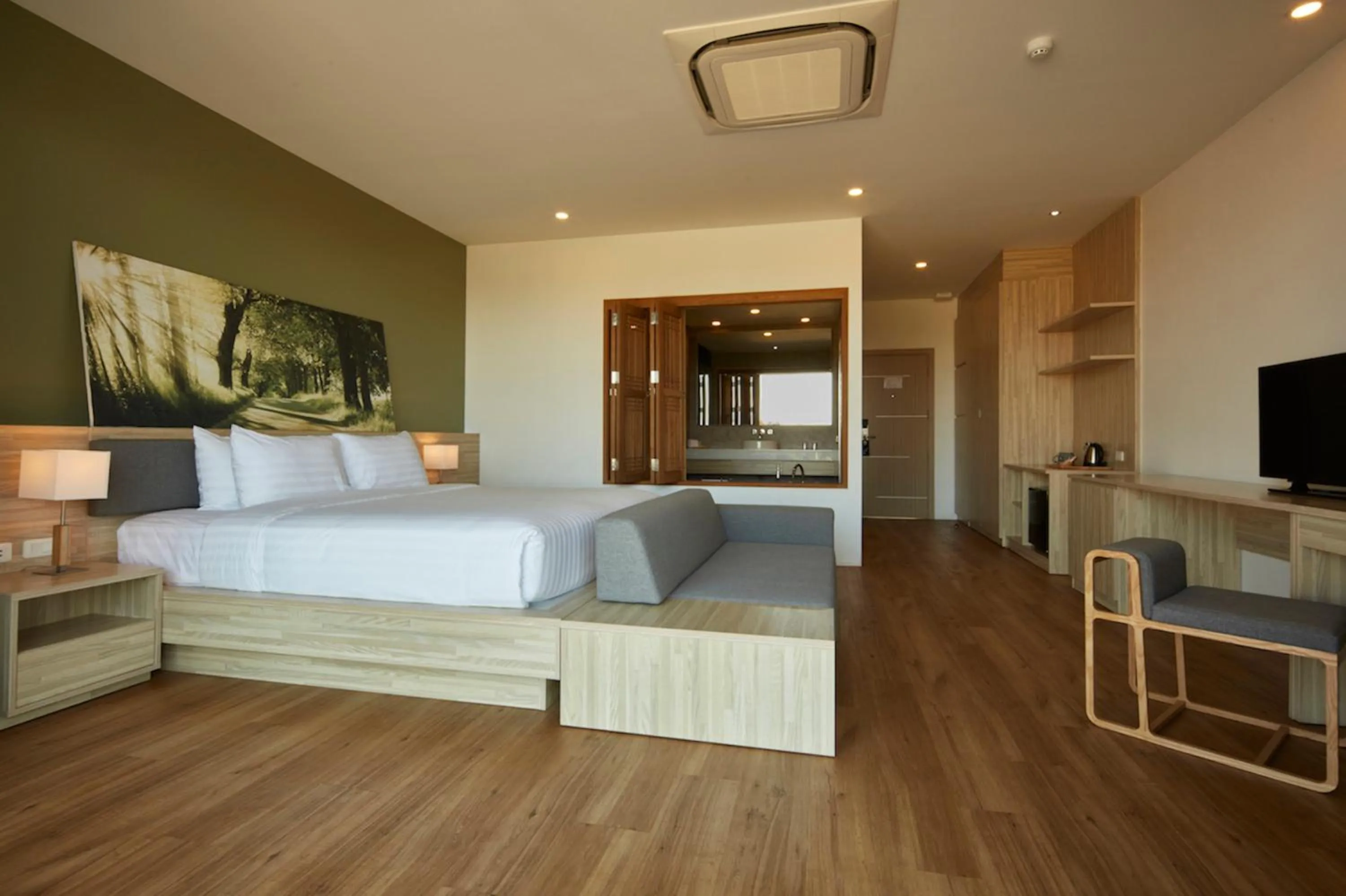 Bedroom, Bed in Serenity Hotel and Spa Kabinburi
