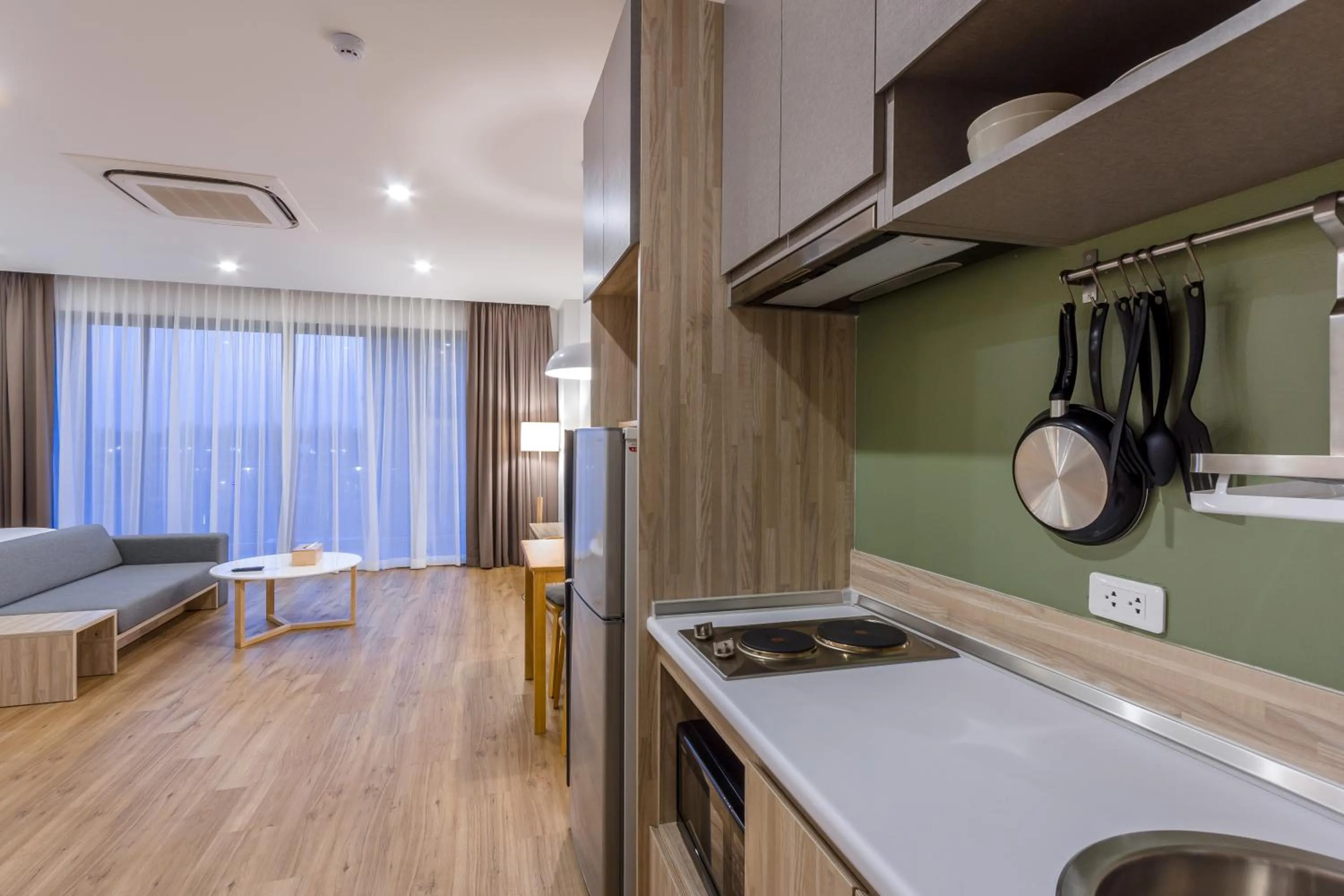 Kitchen or kitchenette in Serenity Hotel and Spa Kabinburi