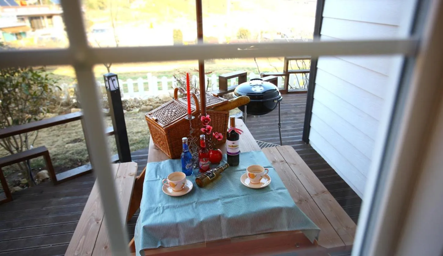 Patio in Bluesean Pension