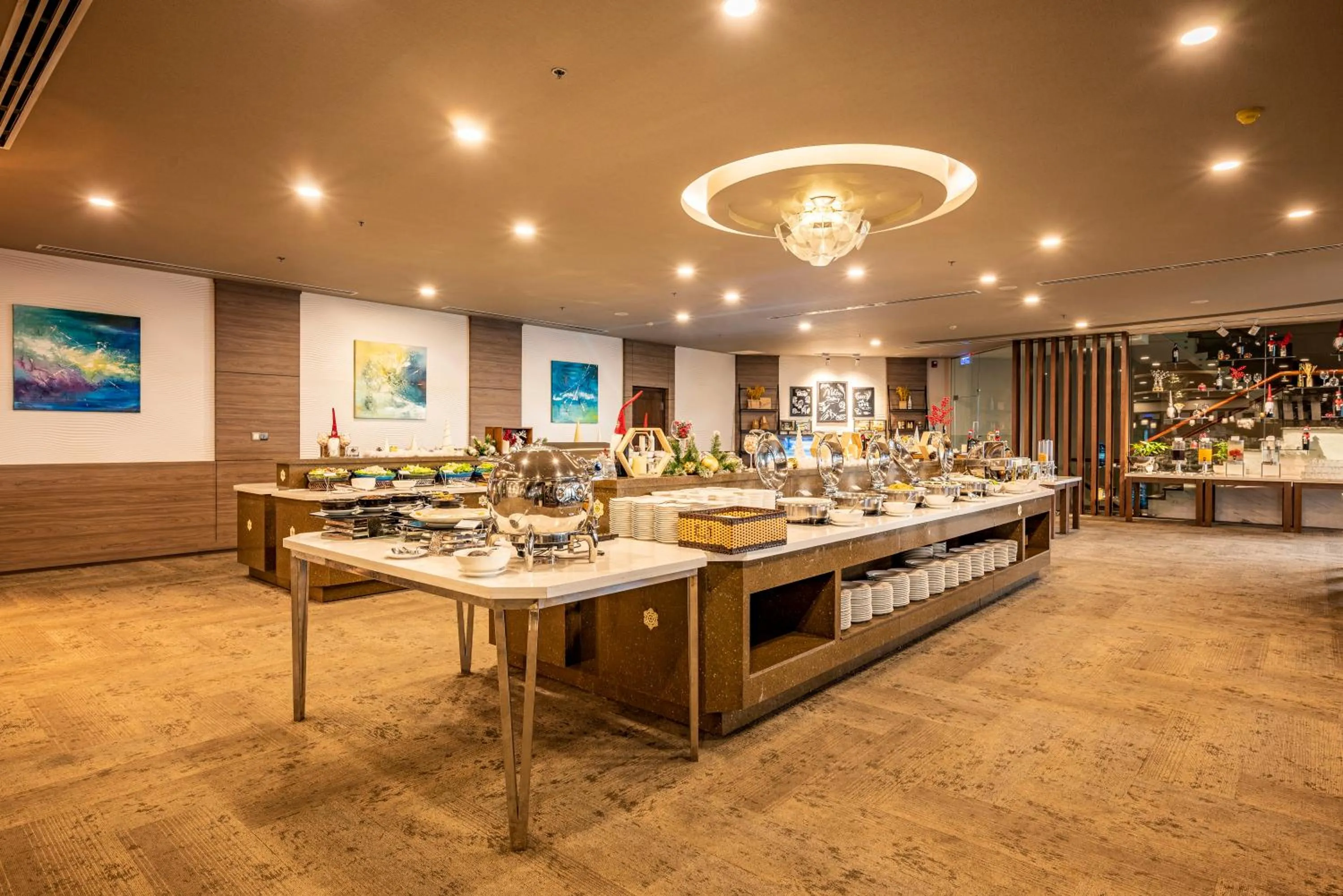 Restaurant/places to eat in The Malibu Hotel