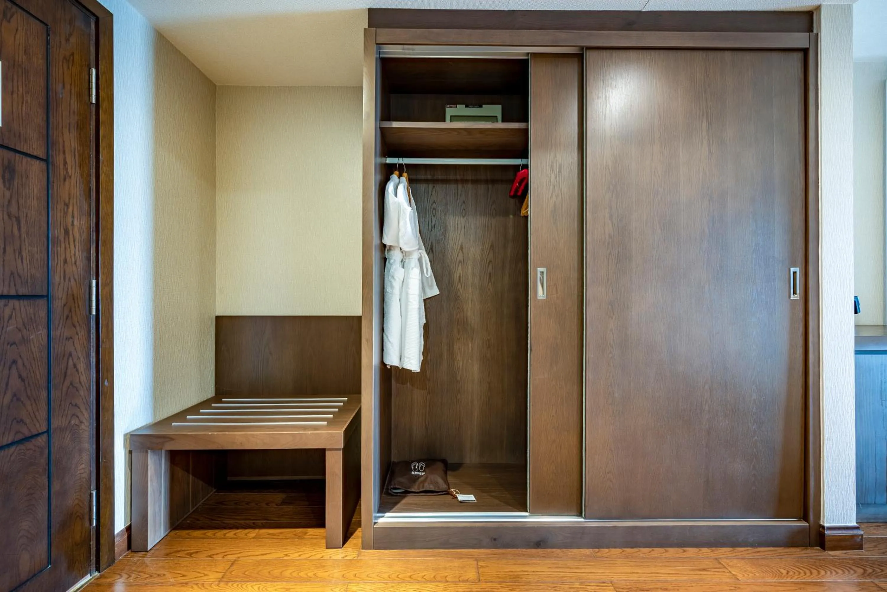 wardrobe in The Malibu Hotel