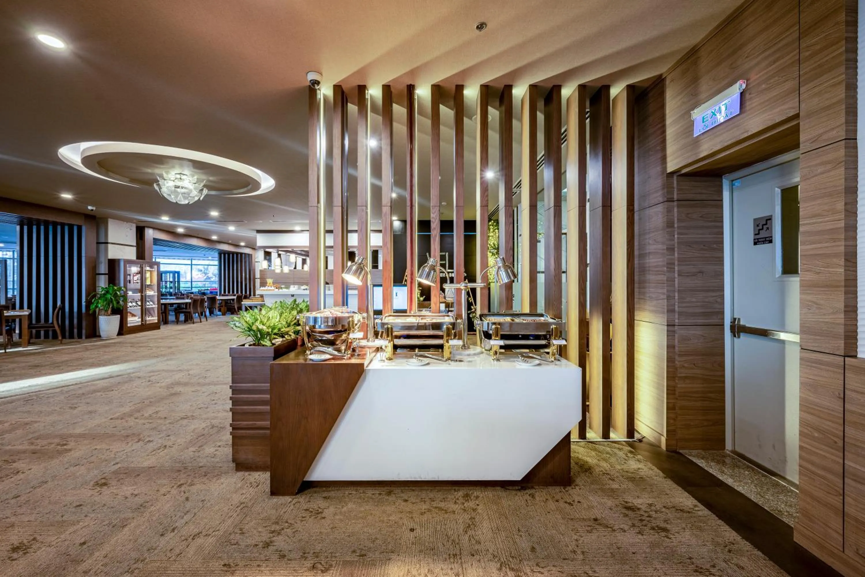 Restaurant/places to eat in The Malibu Hotel