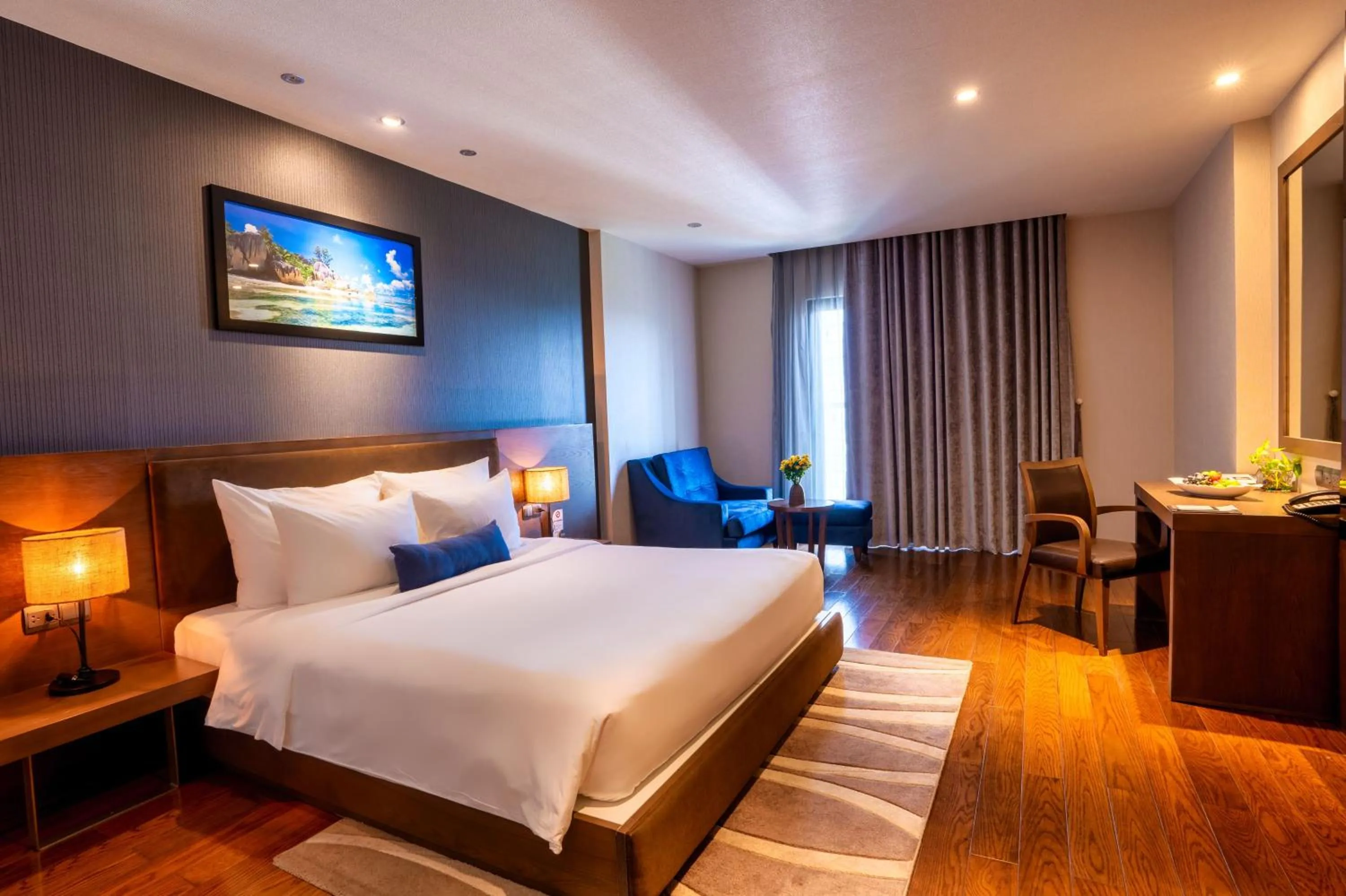 Bedroom, Bed in The Malibu Hotel