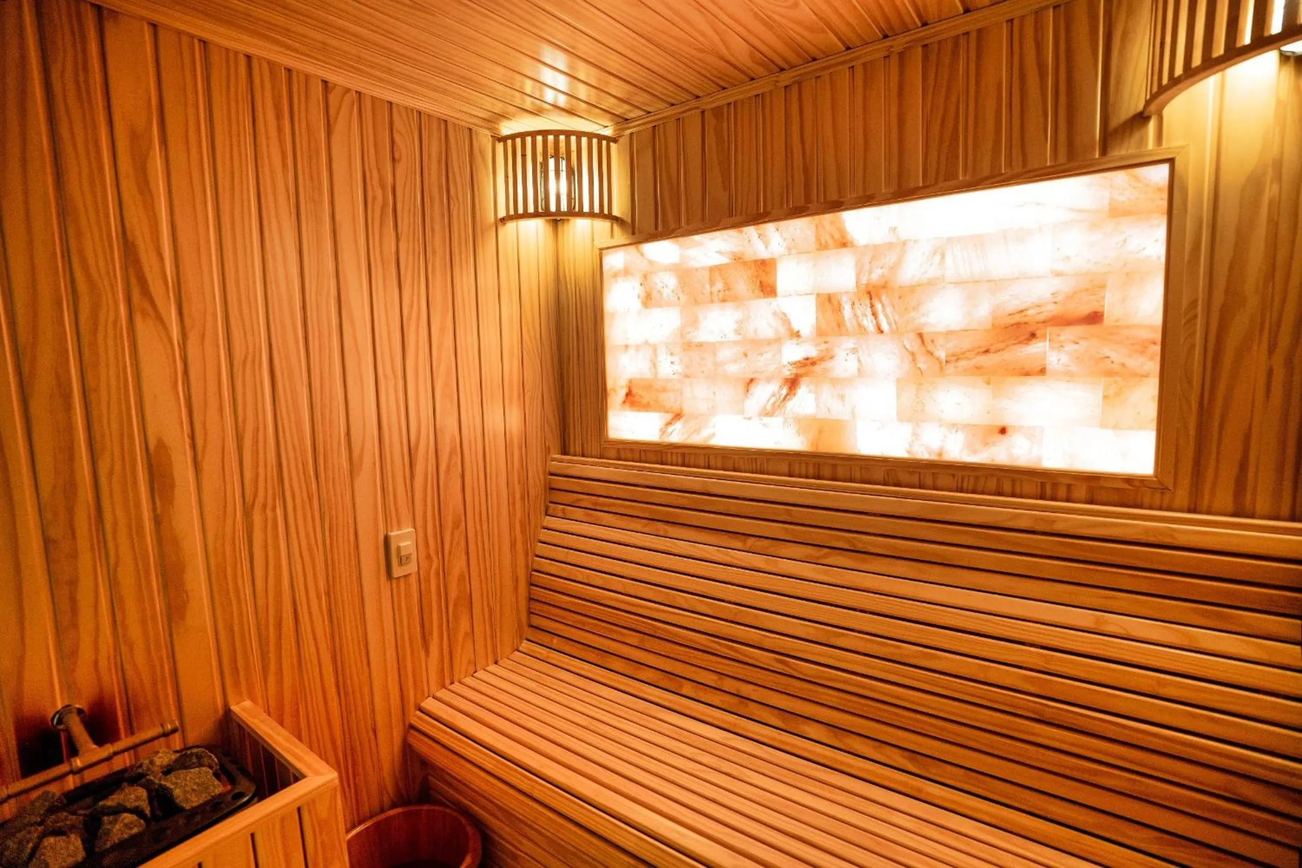 Sauna in The Malibu Hotel