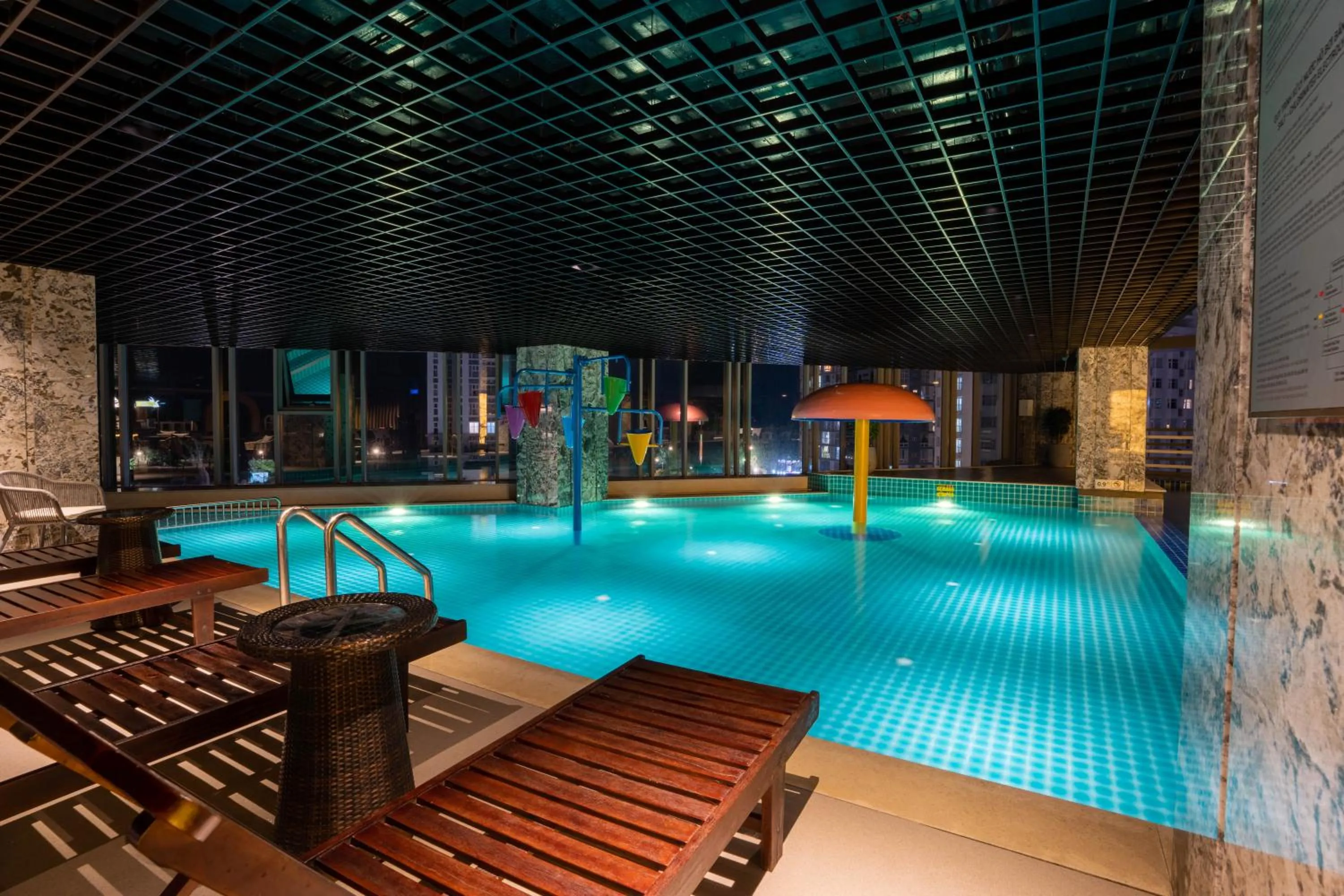 Swimming pool in The Malibu Hotel