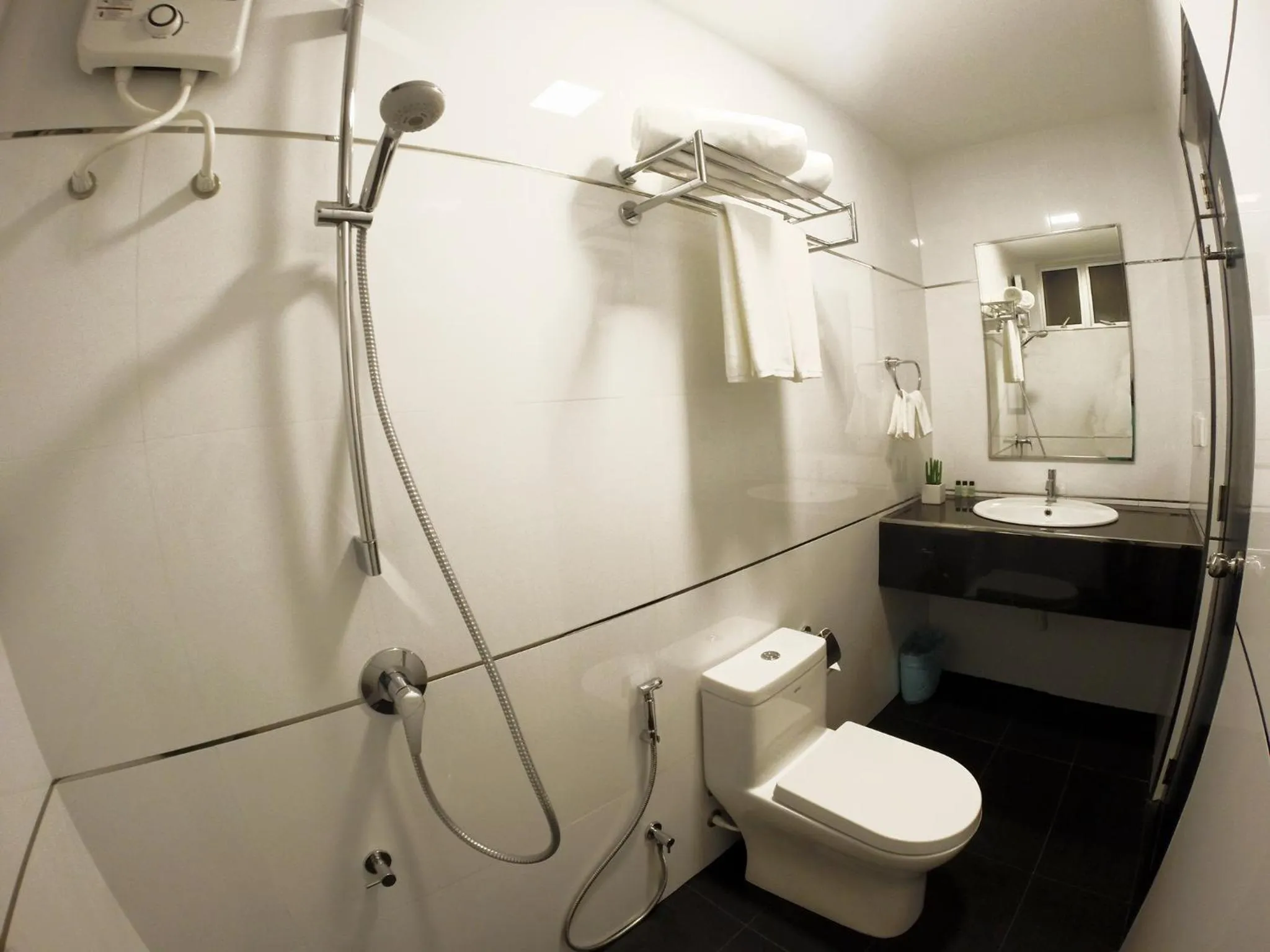 Bathroom in Planktons Beach