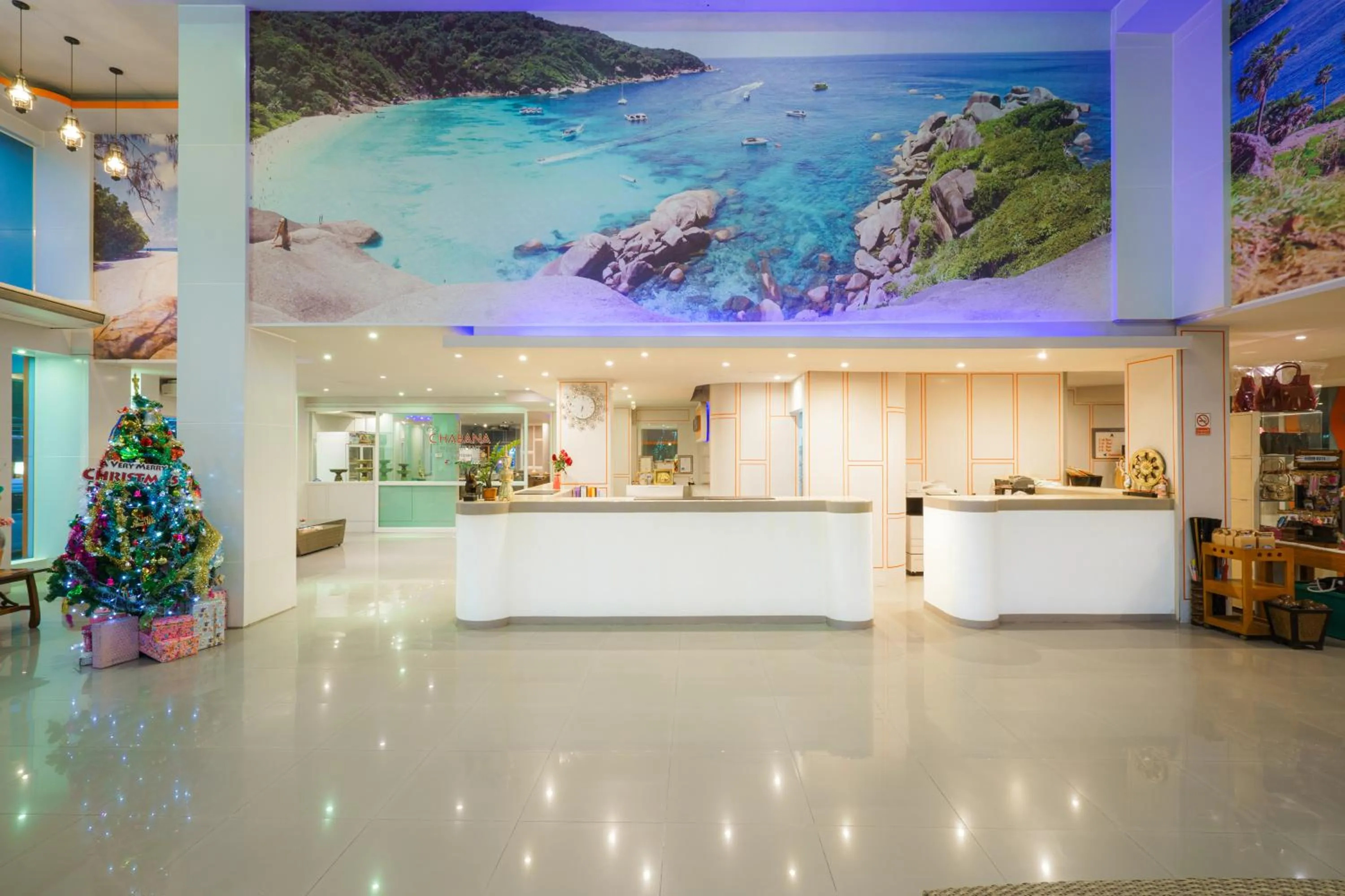 Lobby or reception in Chabana Kamala Hotel