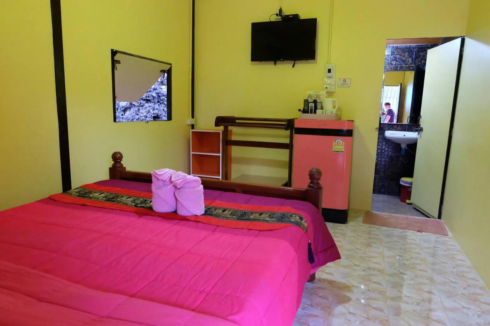 Bedroom, Bed in Khao Chang View Resort