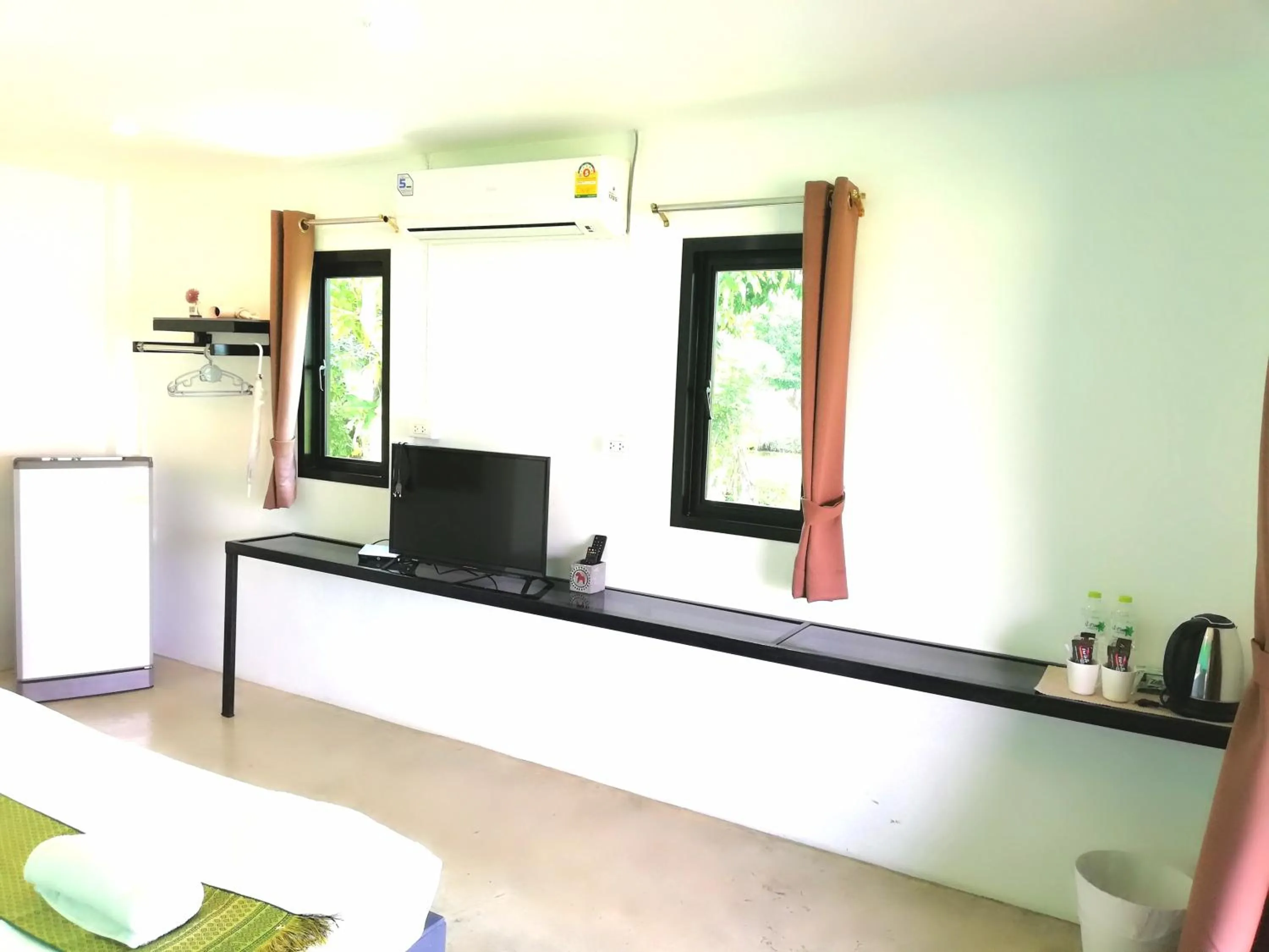 Photo of the whole room in Wanlapa Farmstay