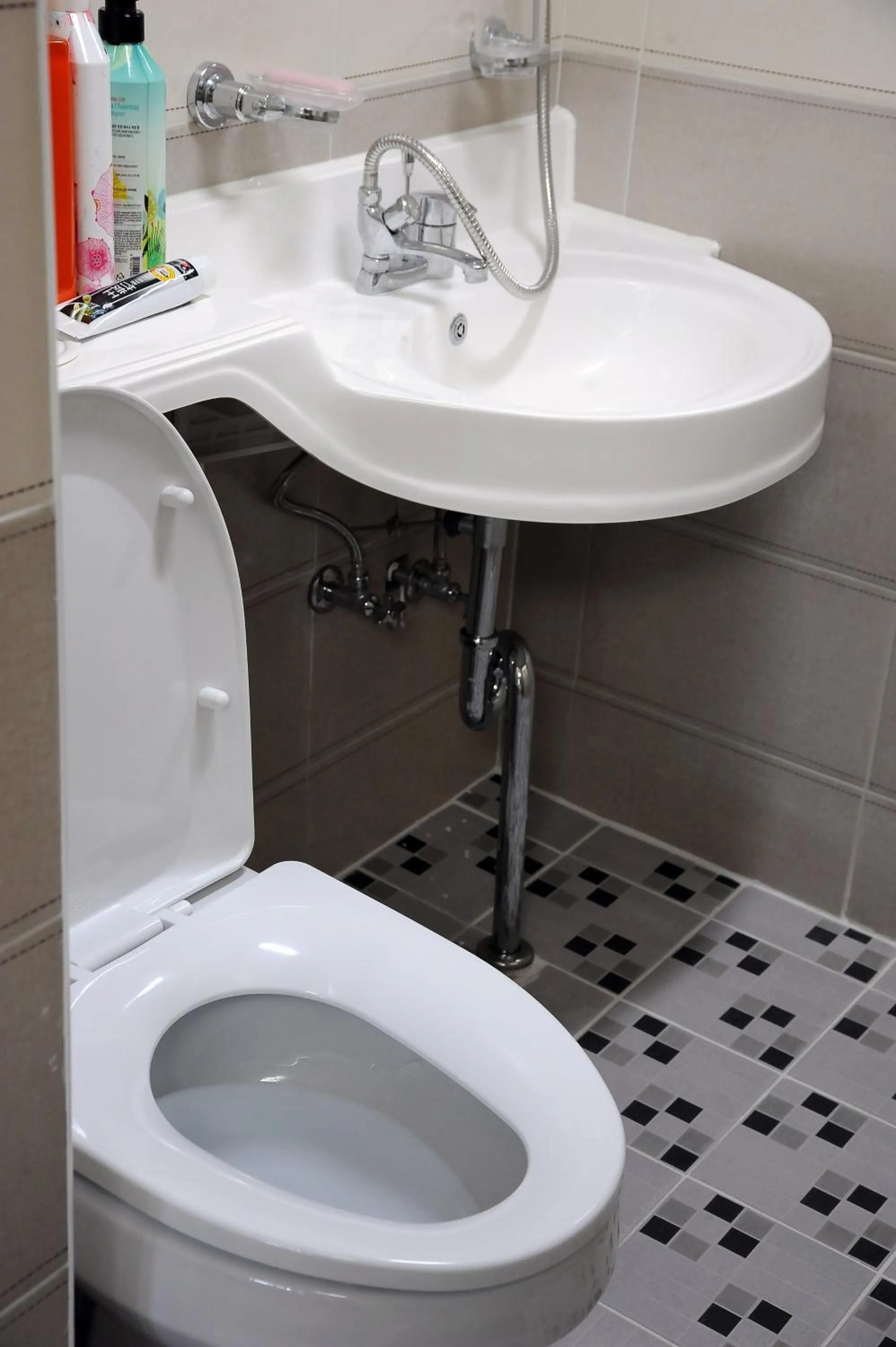 The 1st Andong Hostel