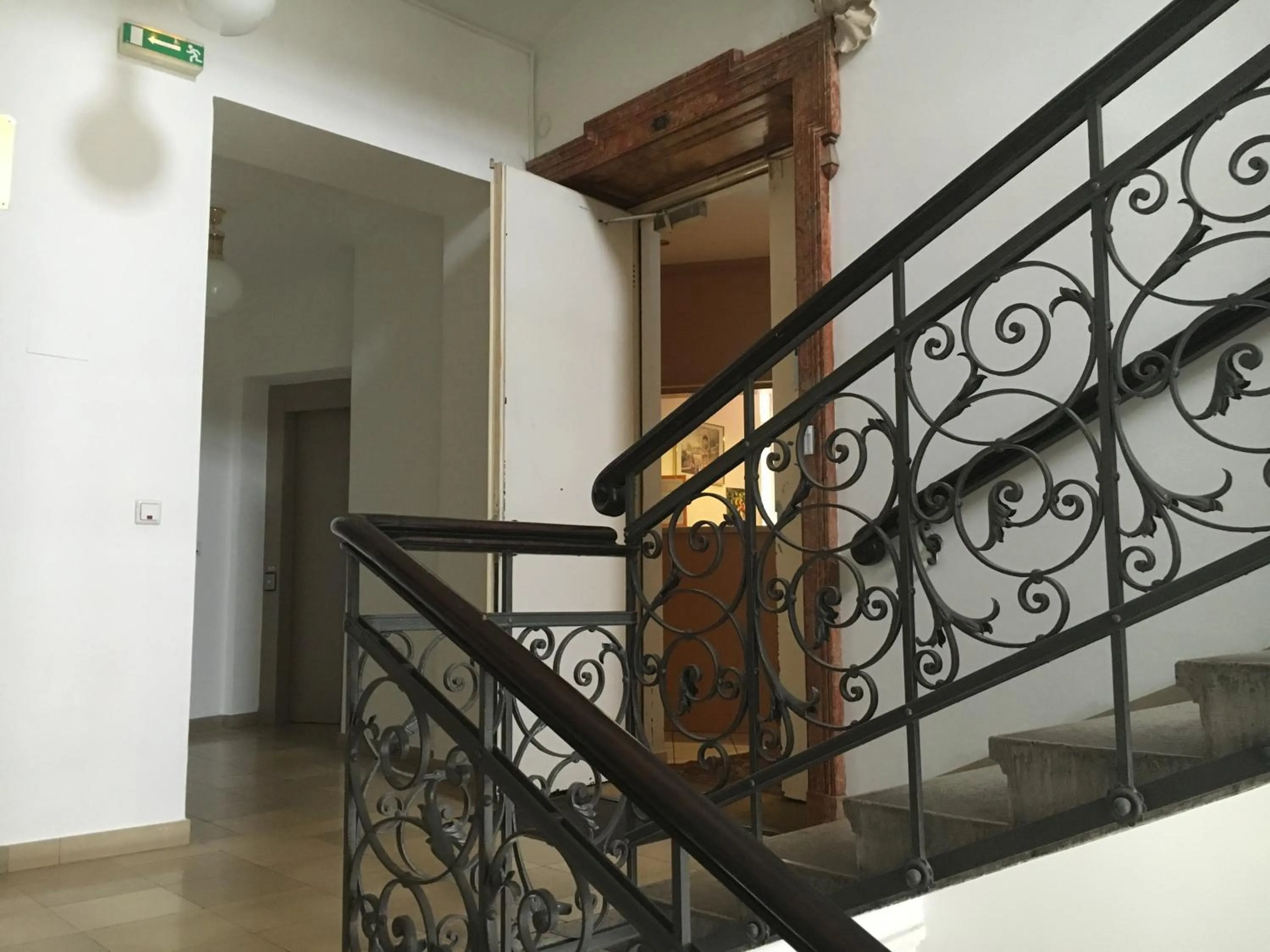 Property building in Pension Ani