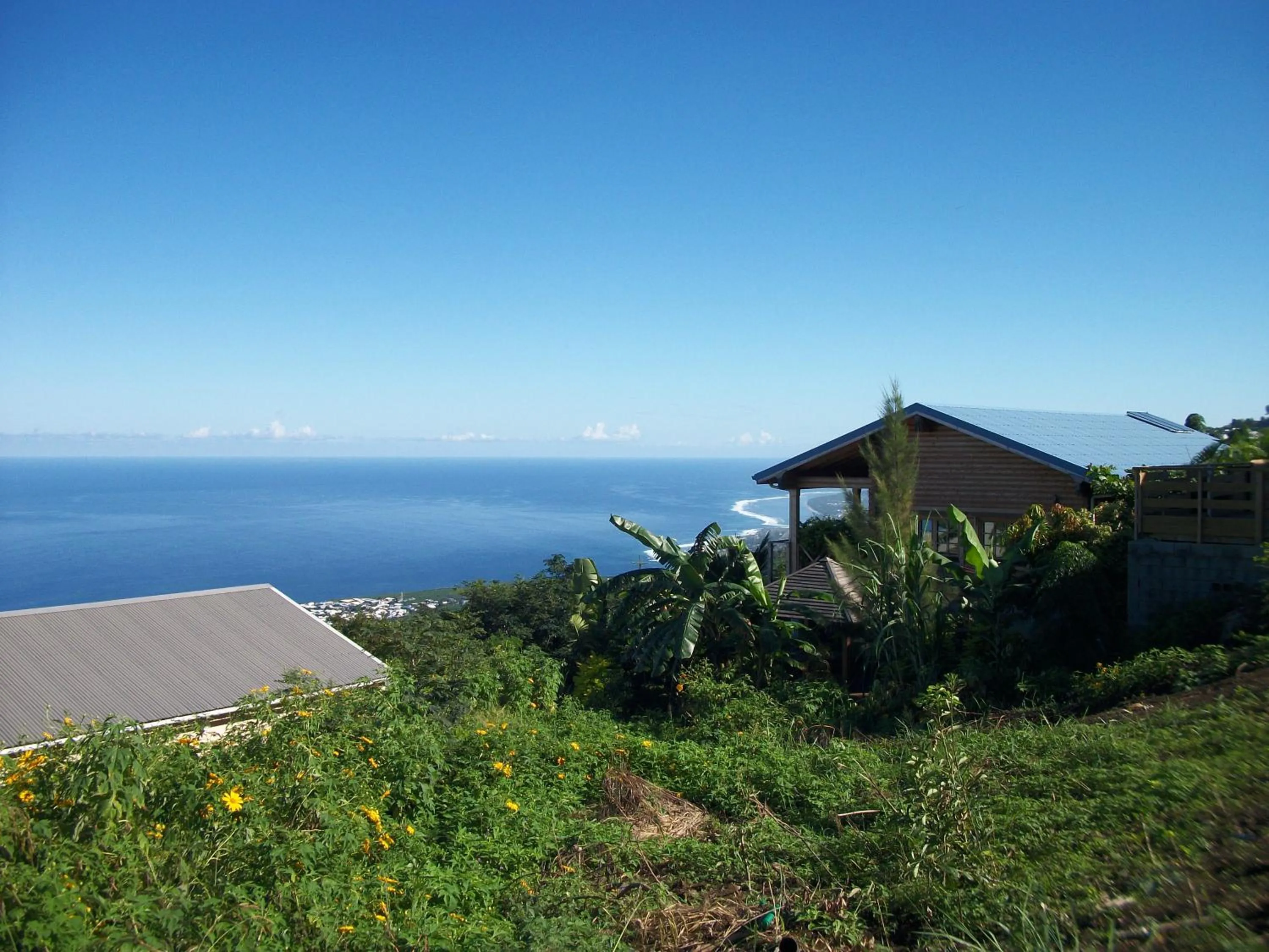 Sea view in Le Chalet de la Fontaine Saint Leu