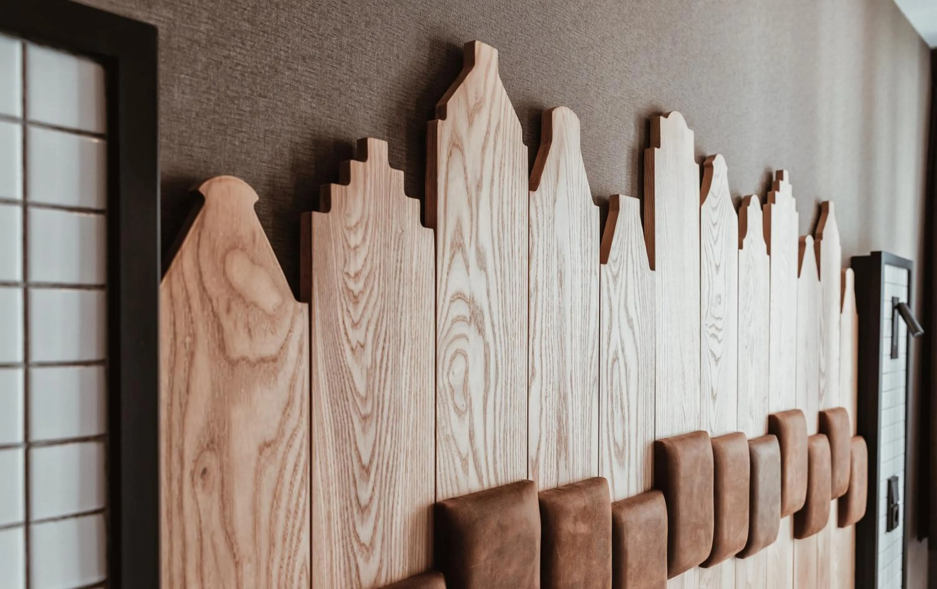 Decorative detail in Mr. Jordaan