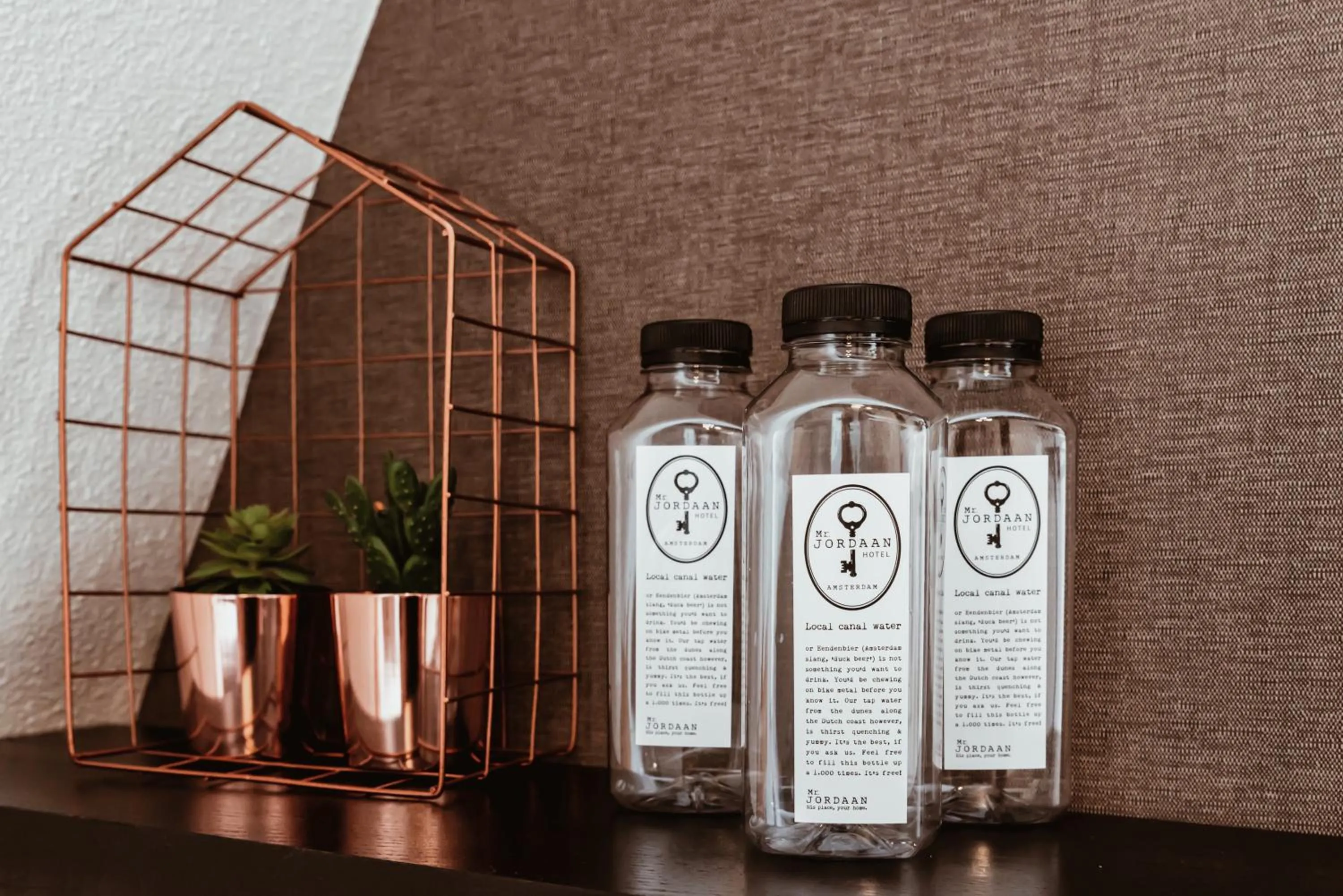 Decorative detail in Mr. Jordaan