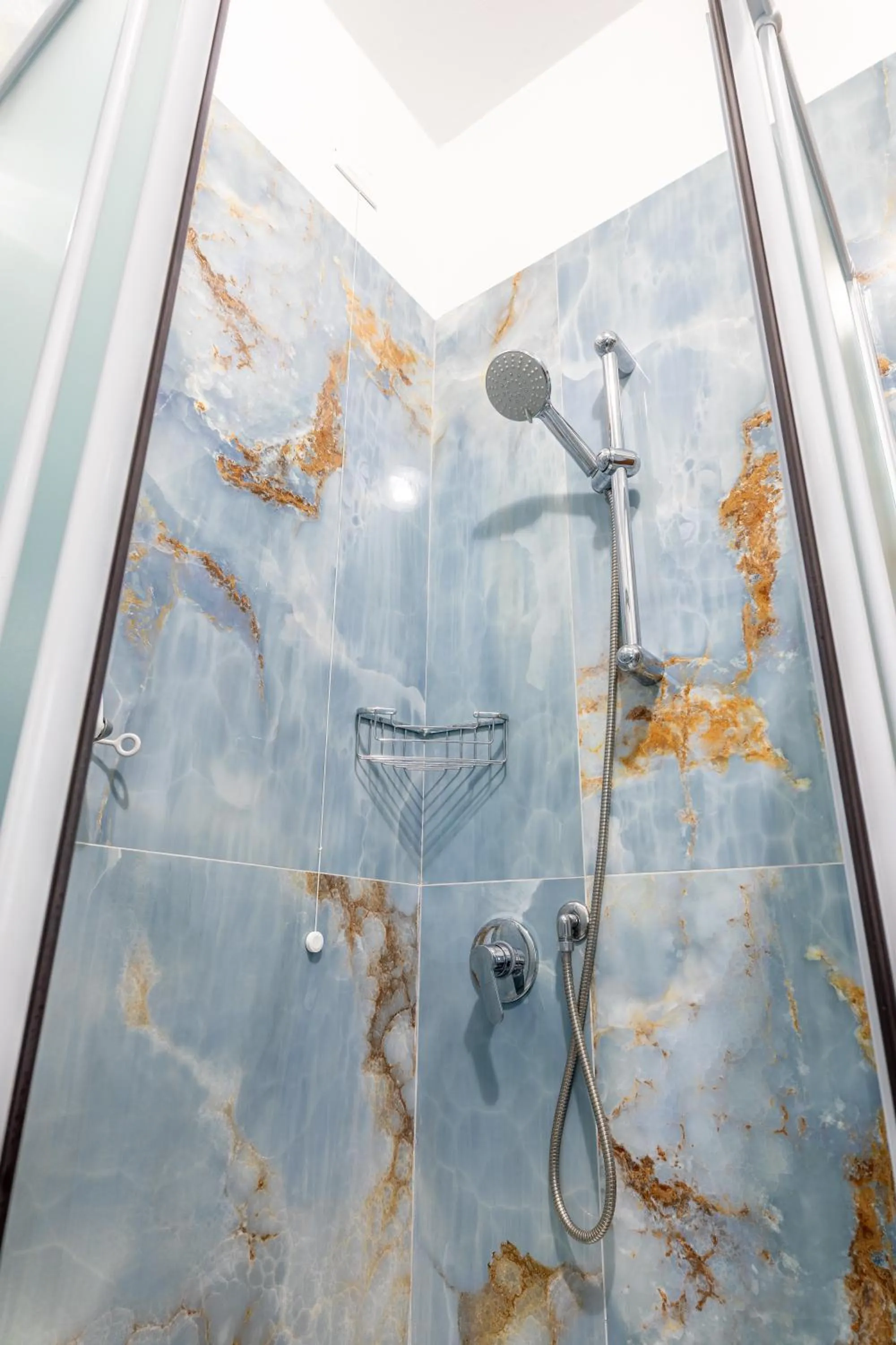 Shower in Hotel Cristallo