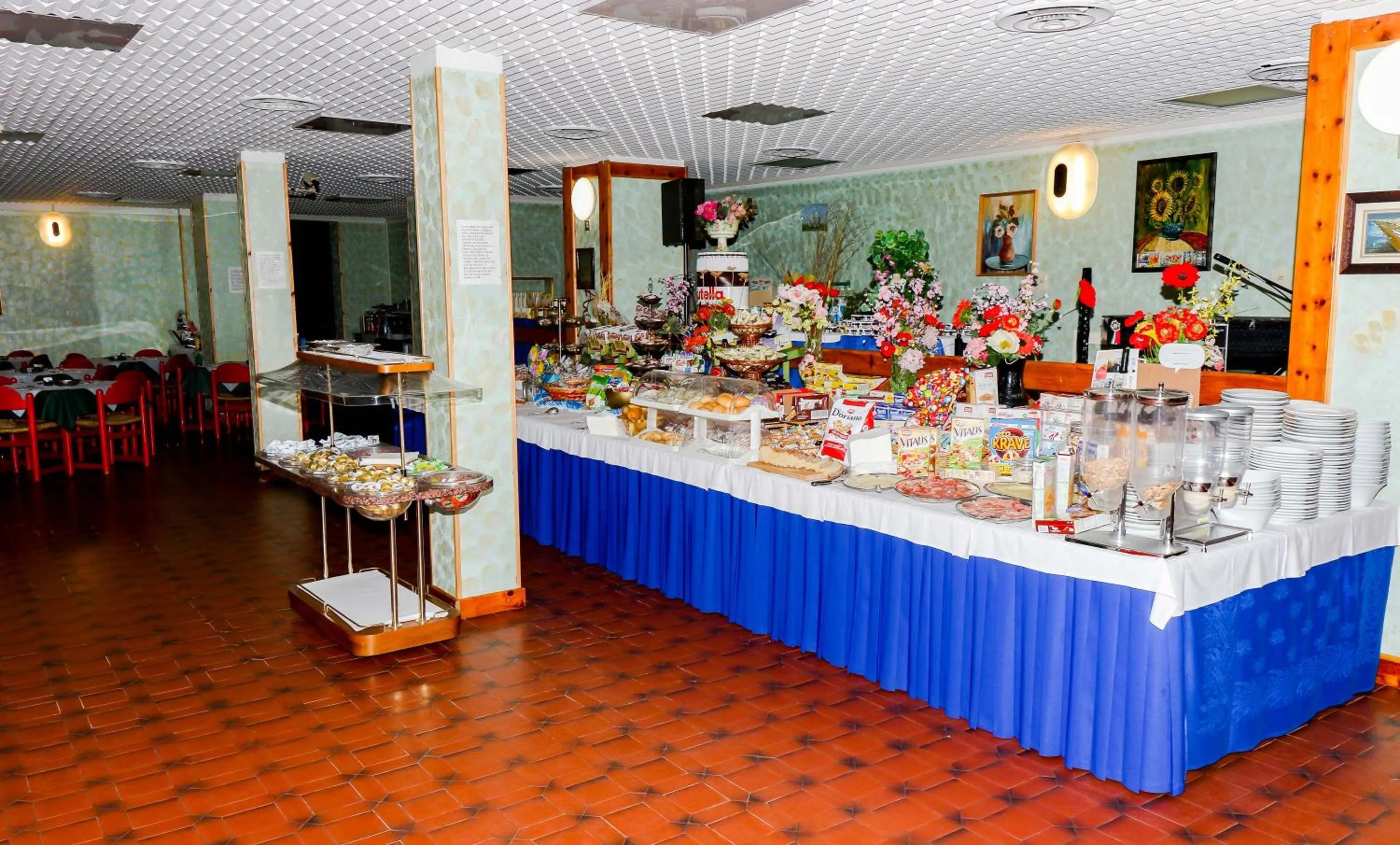 Buffet breakfast in Hotel Cristallo