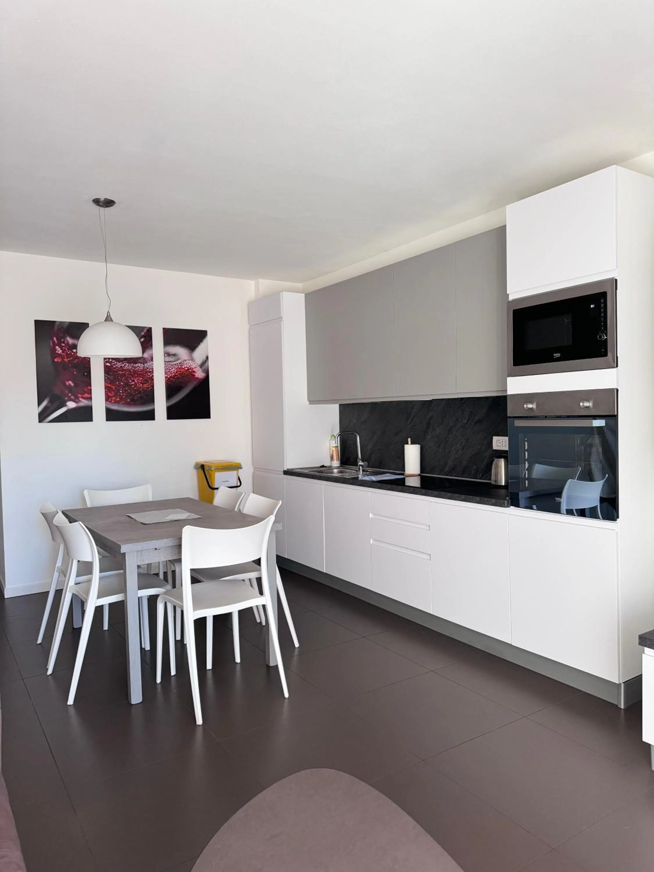 kitchen in GARDA LIVING APARTMENTS Riva del Garda