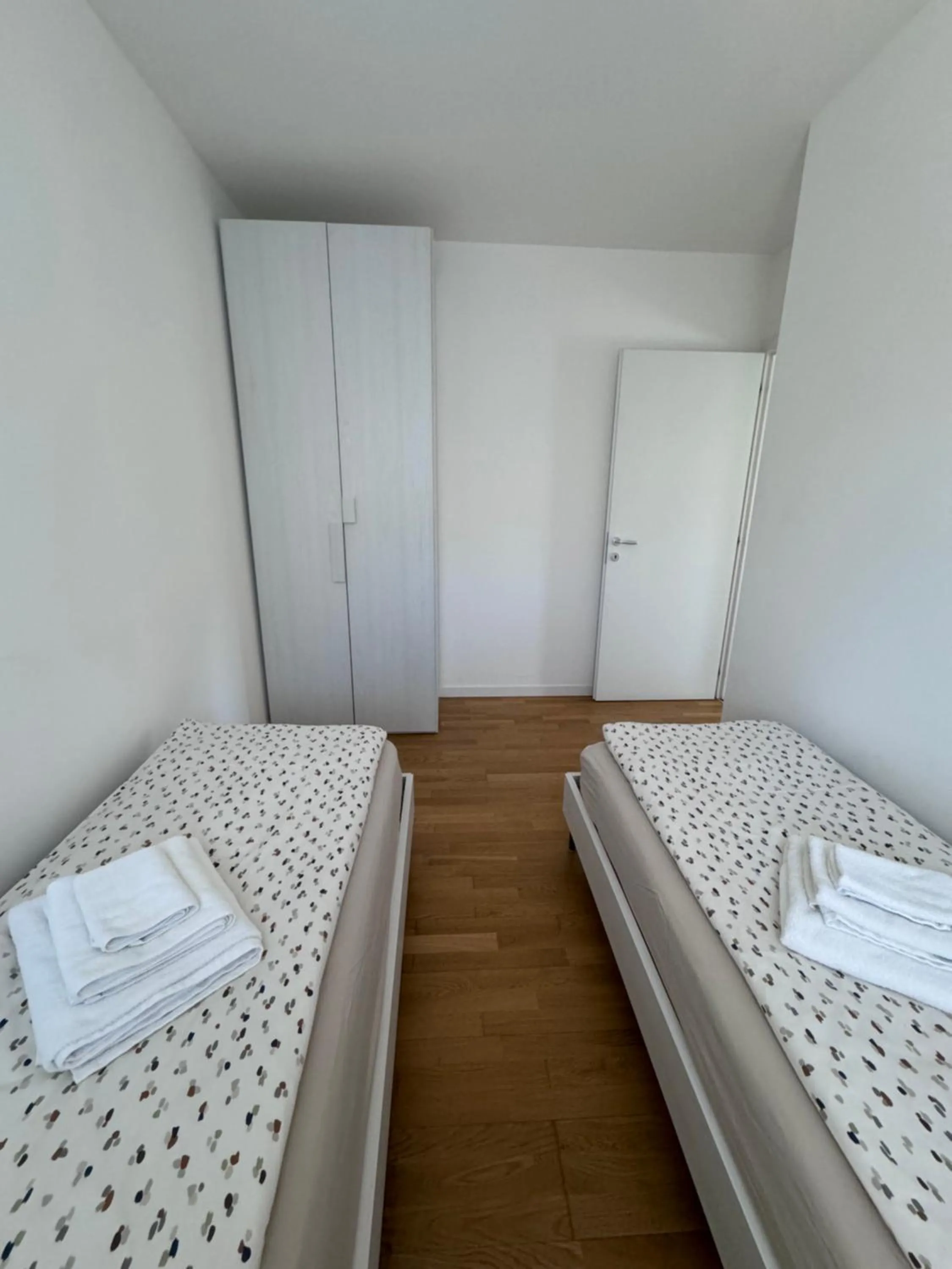 Bedroom, Bed in GARDA LIVING APARTMENTS Riva del Garda