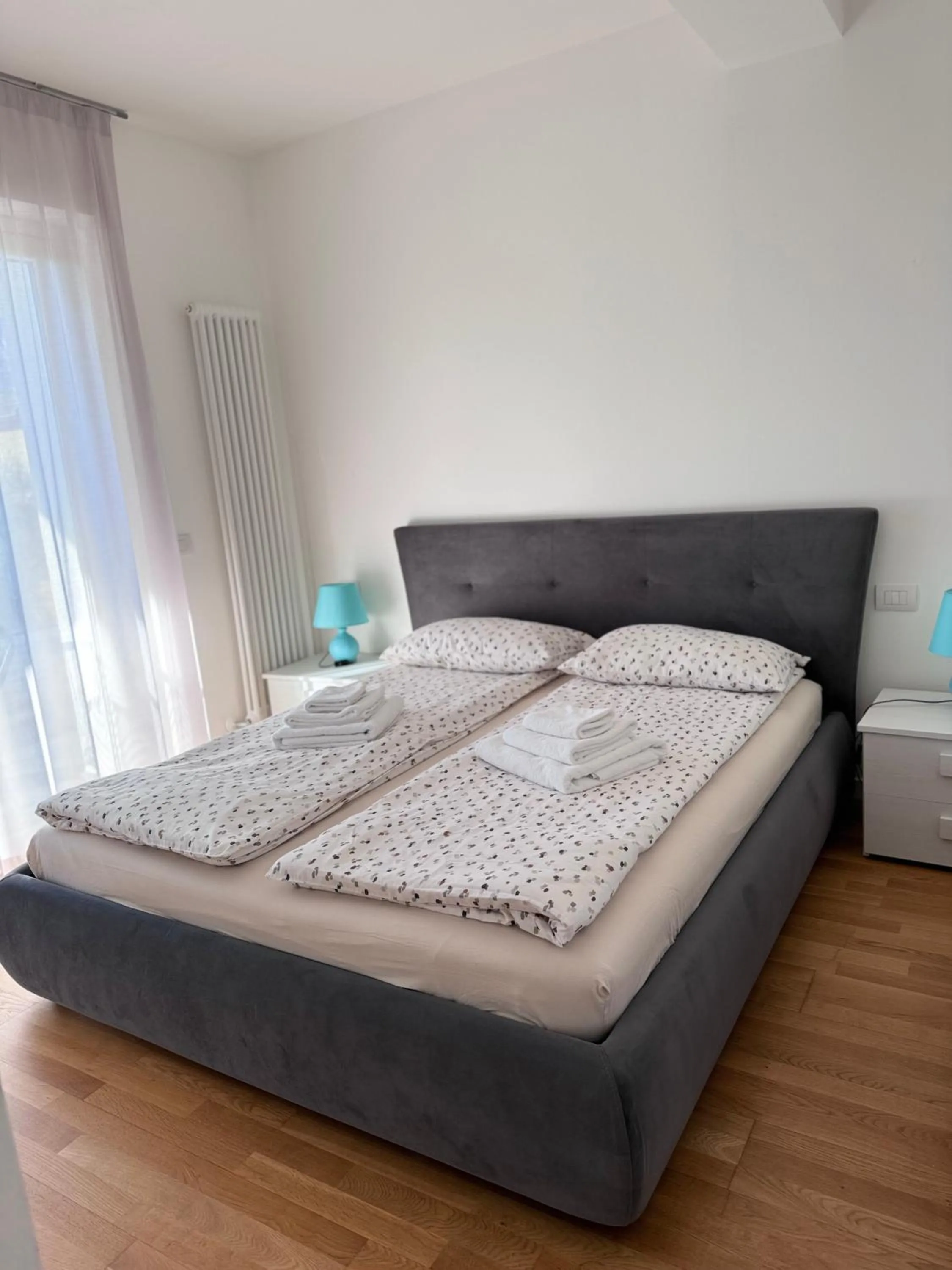 Bedroom, Bed in GARDA LIVING APARTMENTS Riva del Garda