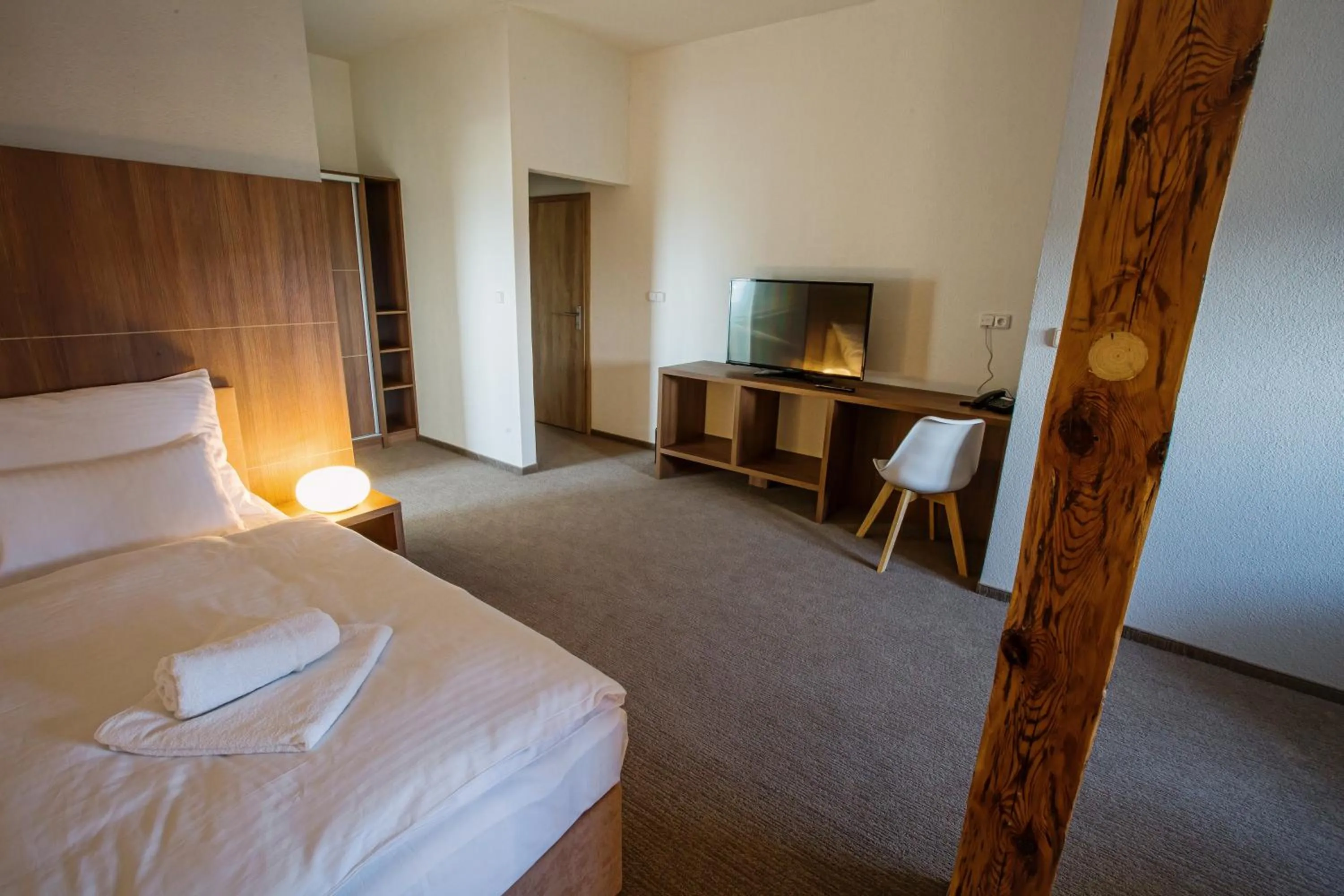 Photo of the whole room, Bed in Hotel Na Šustně