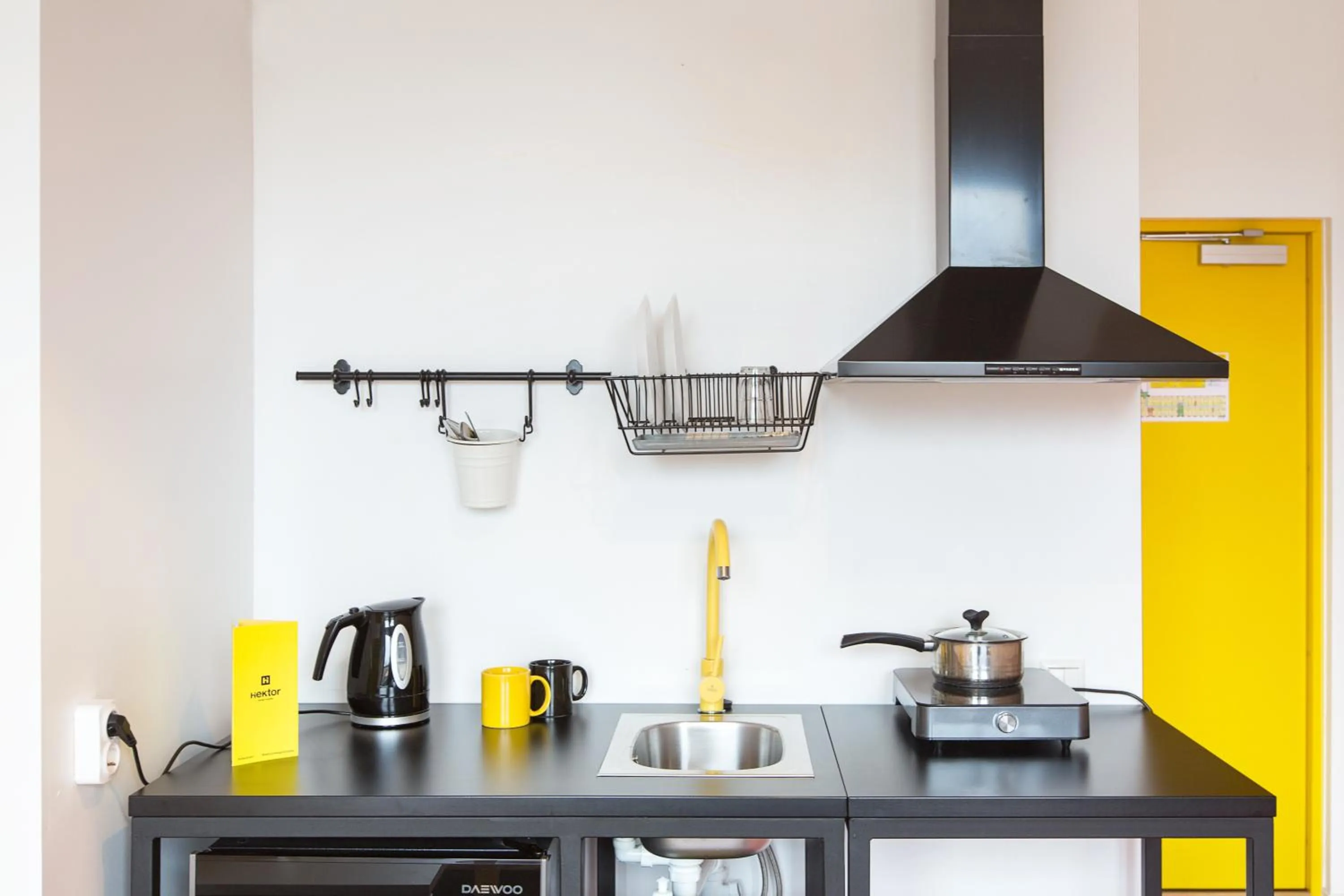 Coffee/tea facilities in Hektor Design Hostel