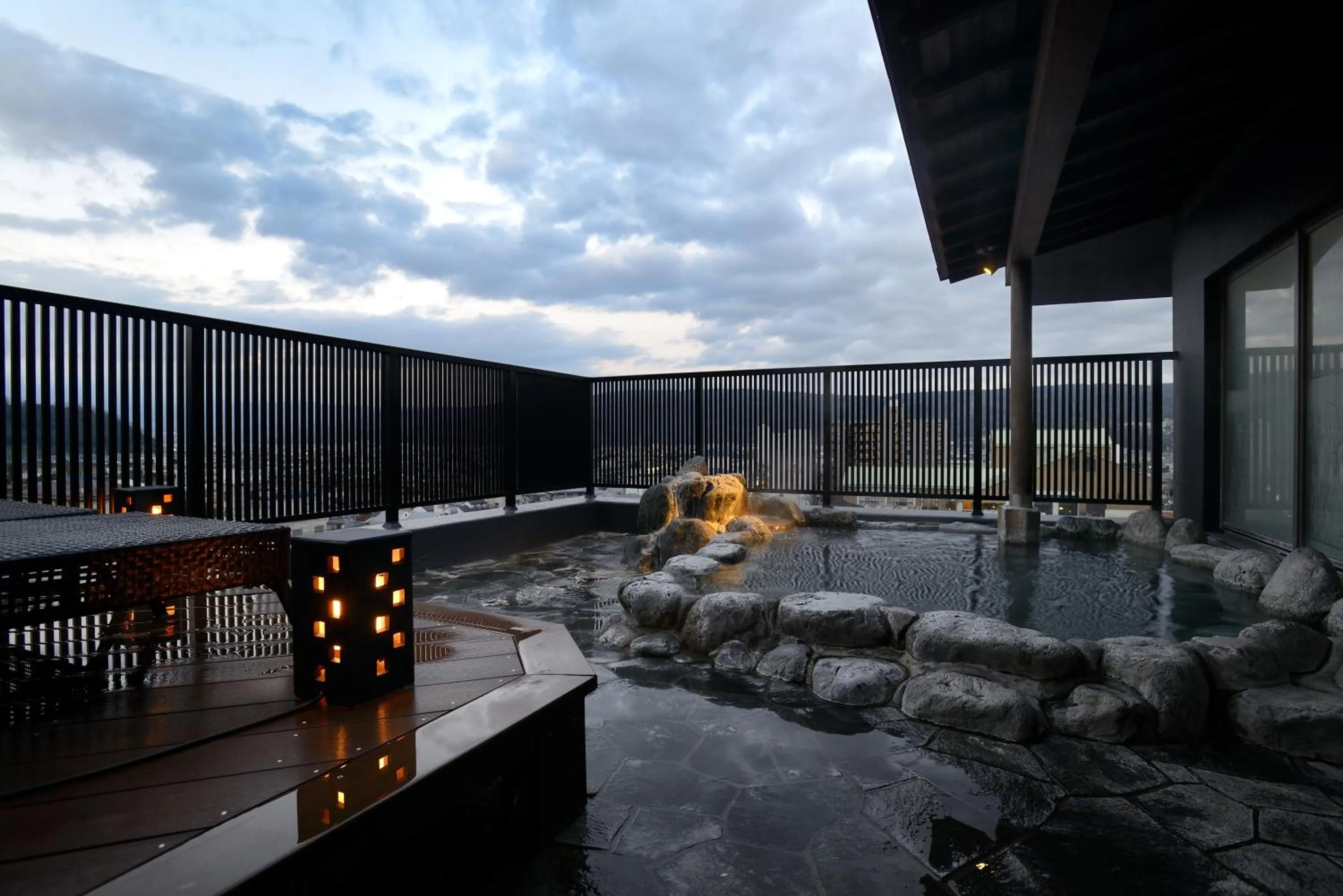 Hot Spring Bath in Kouyurou Ikawa