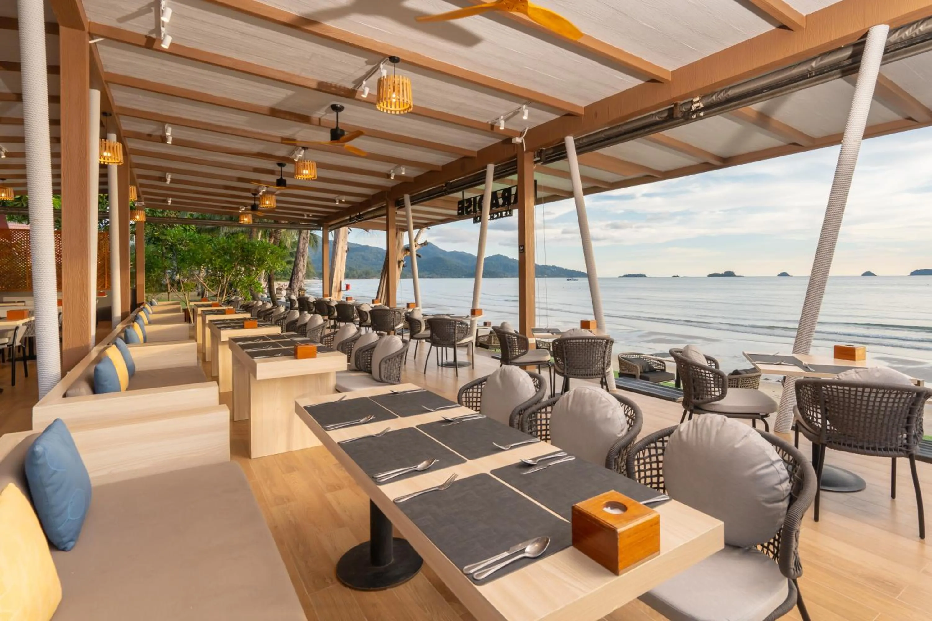 Restaurant/places to eat in Koh Chang Paradise Resort & Spa