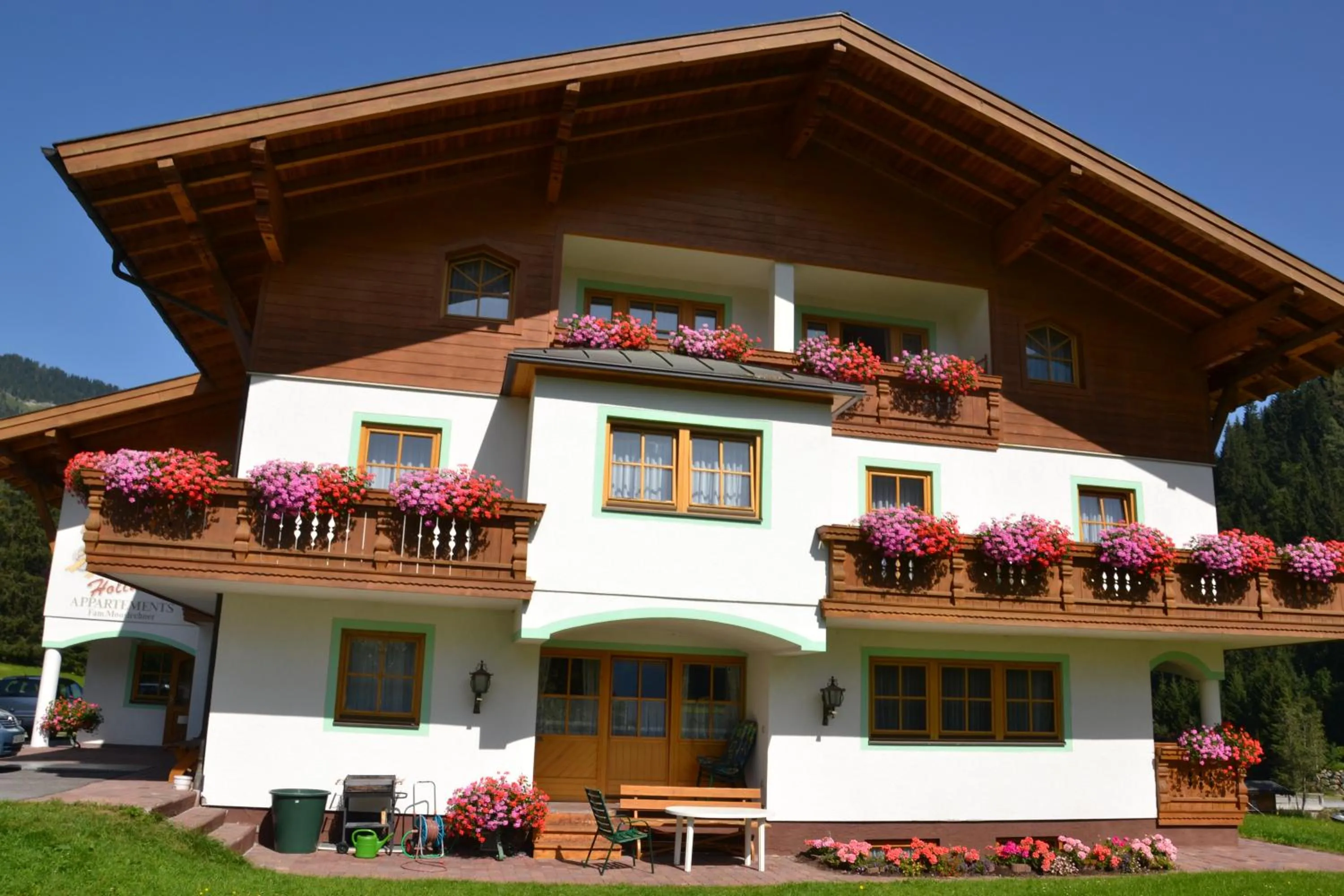 Facade/entrance in Holiday-Appartements