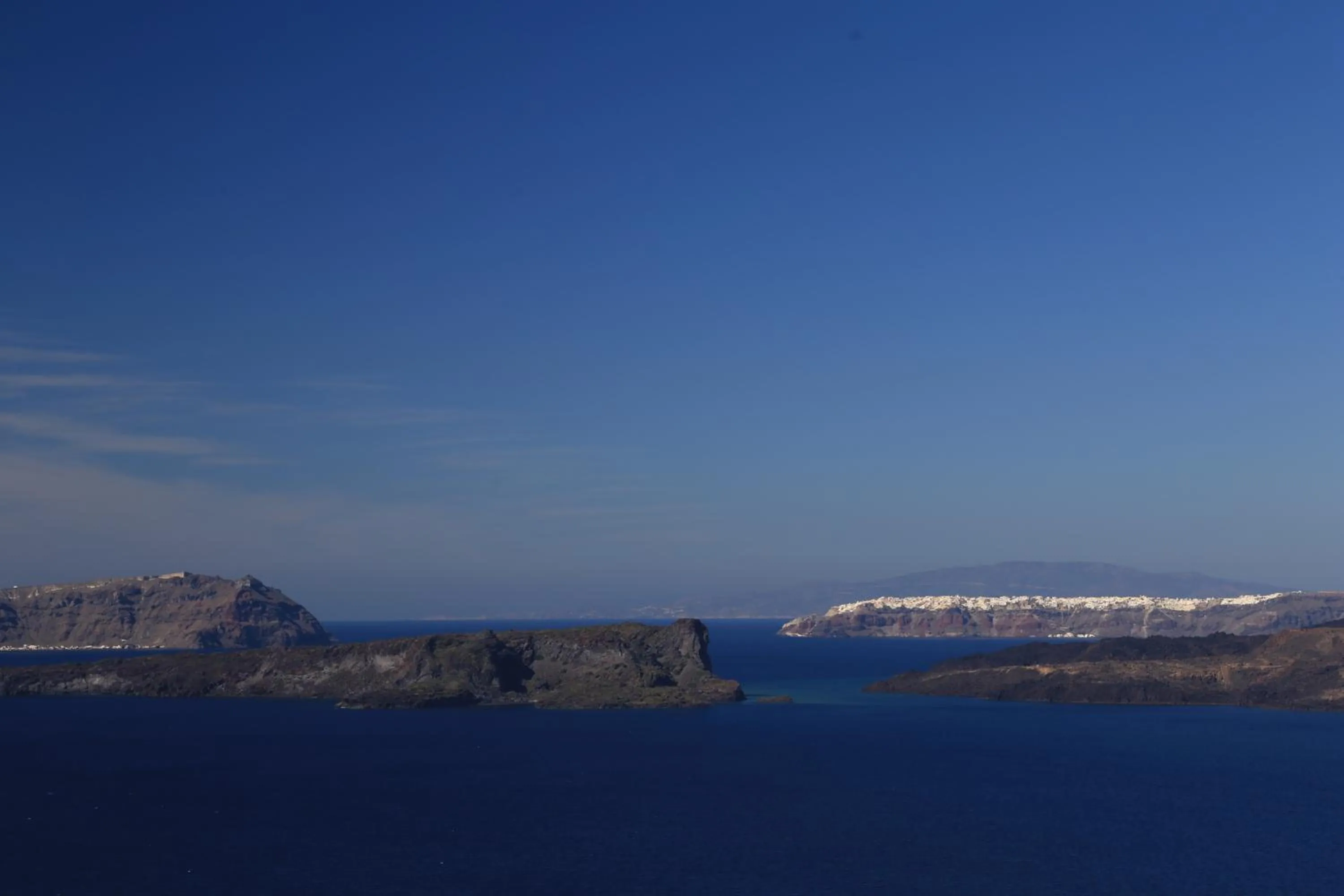 Sea view in Akrotiri Apartments