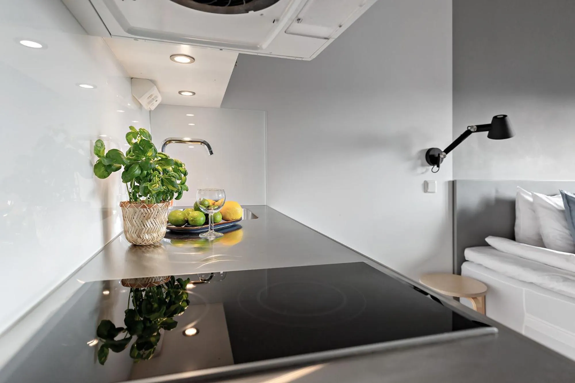 Kitchen or kitchenette in Forenom Hotels & Apartments Kista