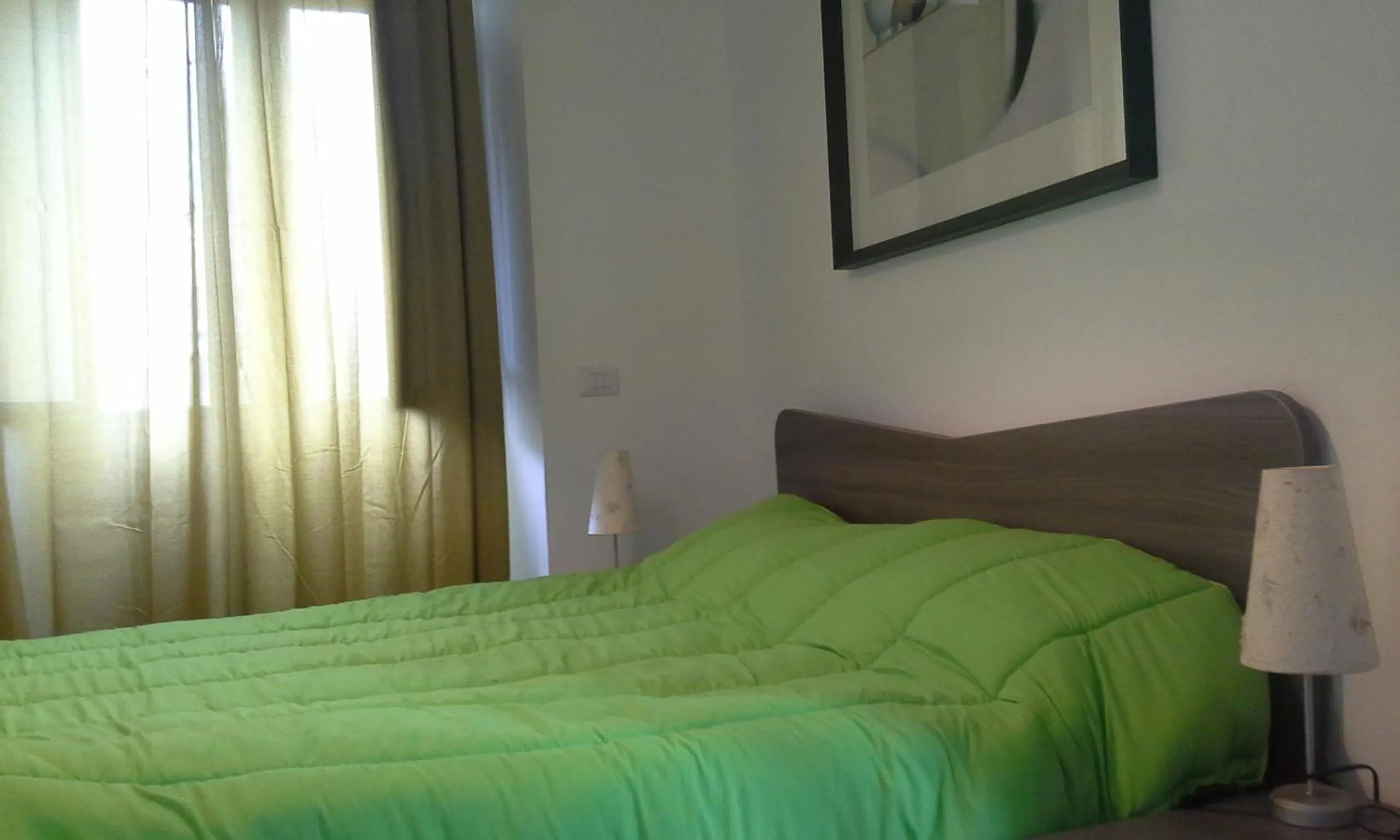 Bed in La cage aux folles B&B