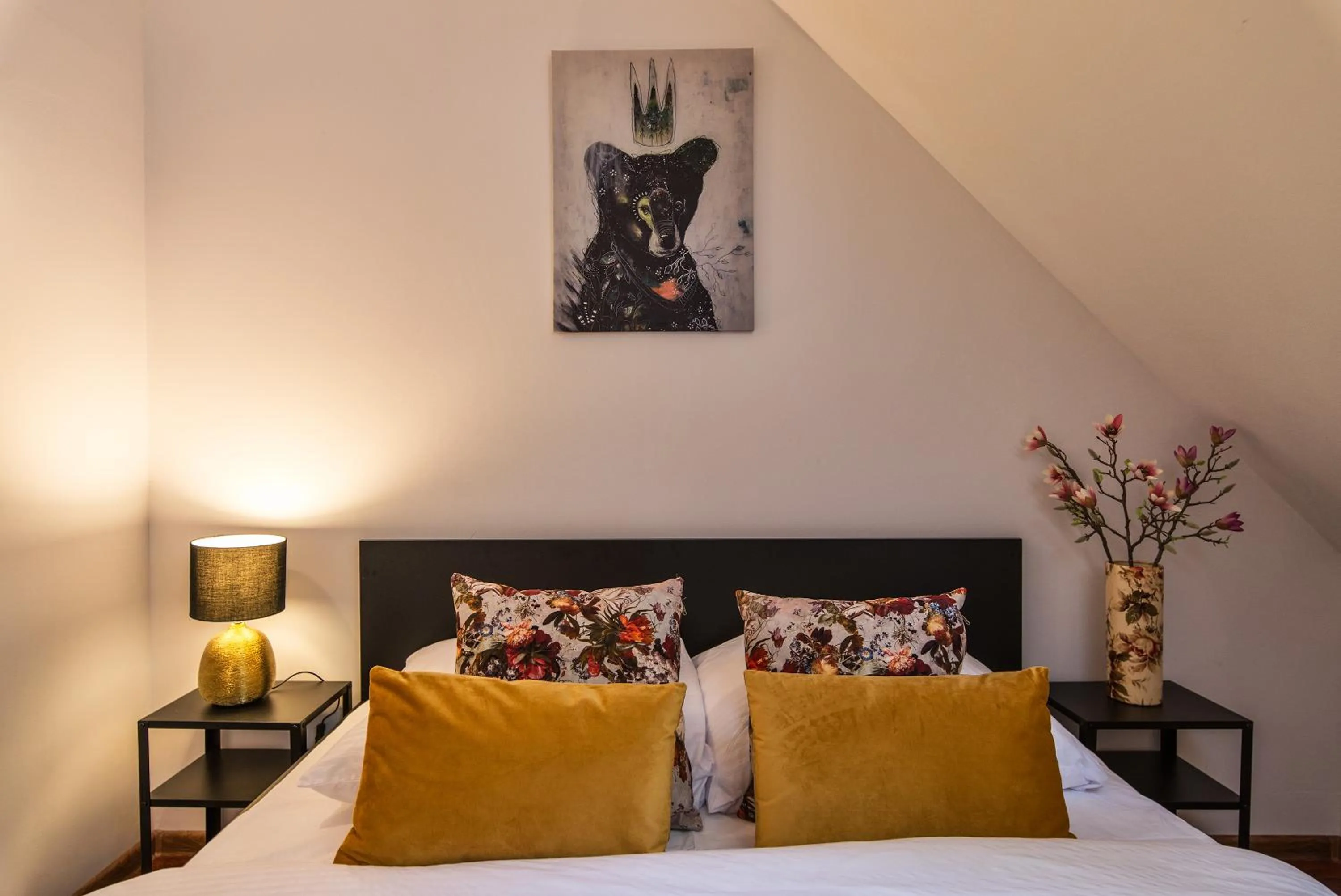 Bed in Galeria Italiana Apartments