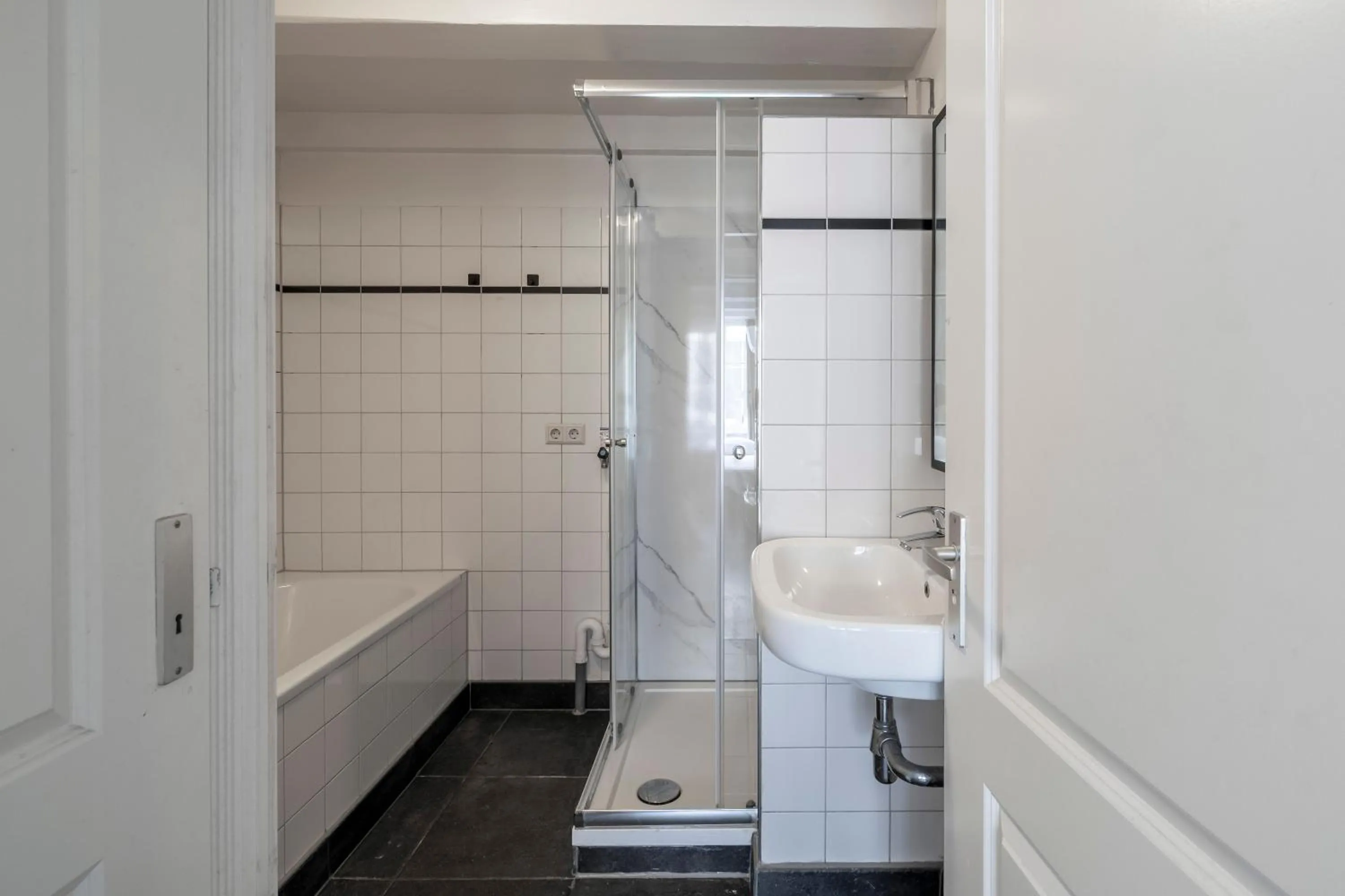 Bathroom in Amsterdam Centre Harbour Apartments