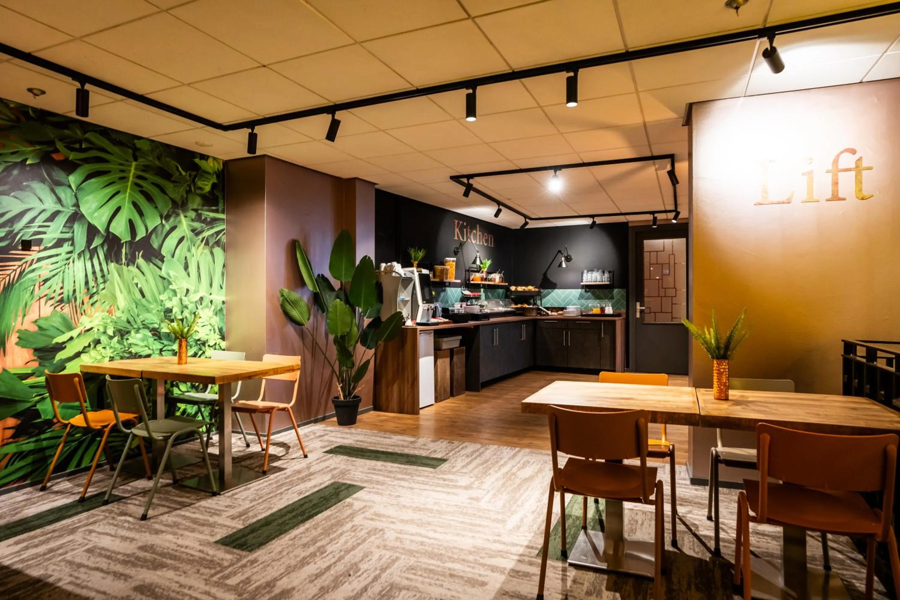 Coffee/tea facilities in Bud Gett Hostels