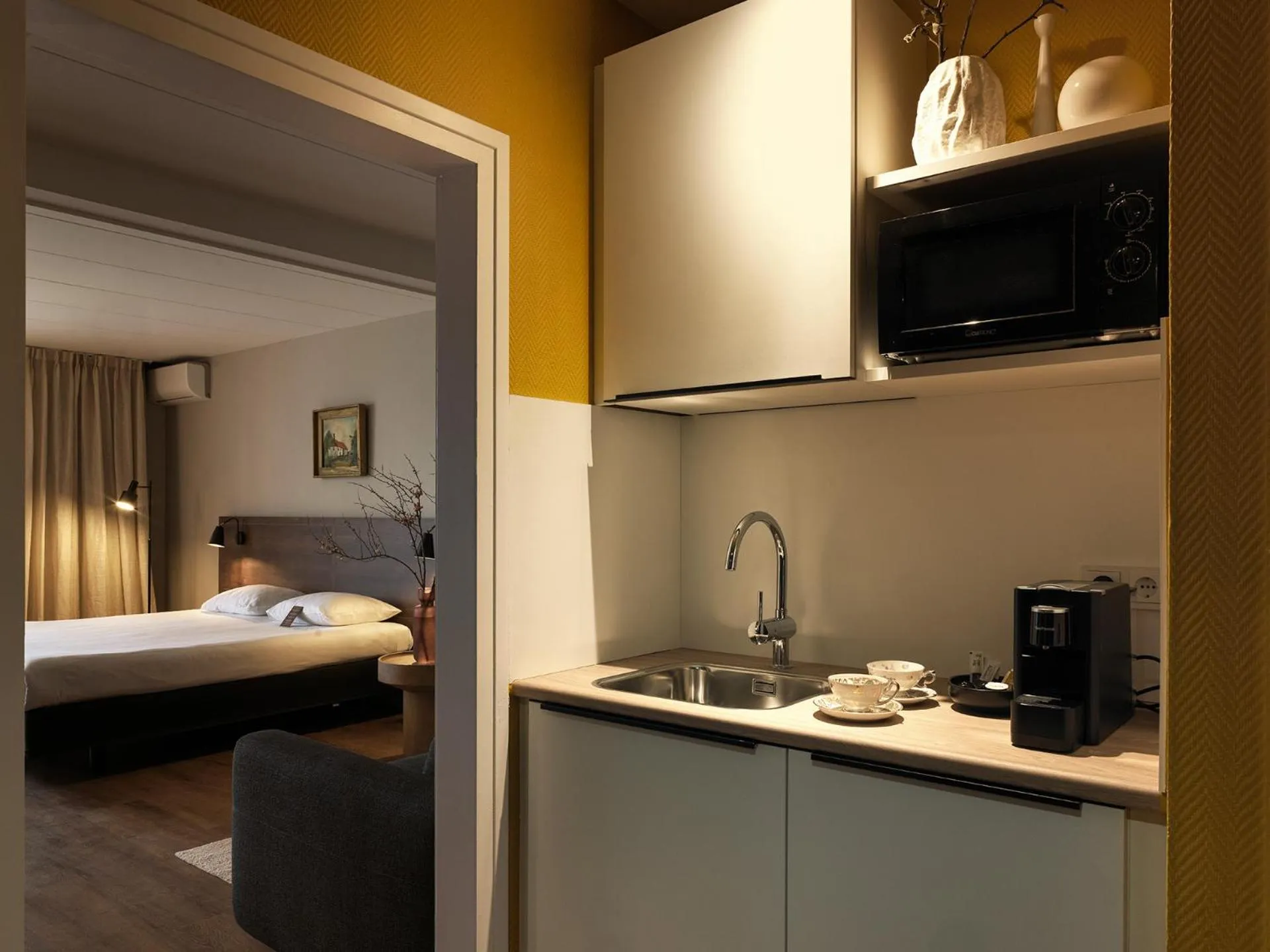 Coffee/tea facilities, Bed in Townhouse Maastricht & Spa