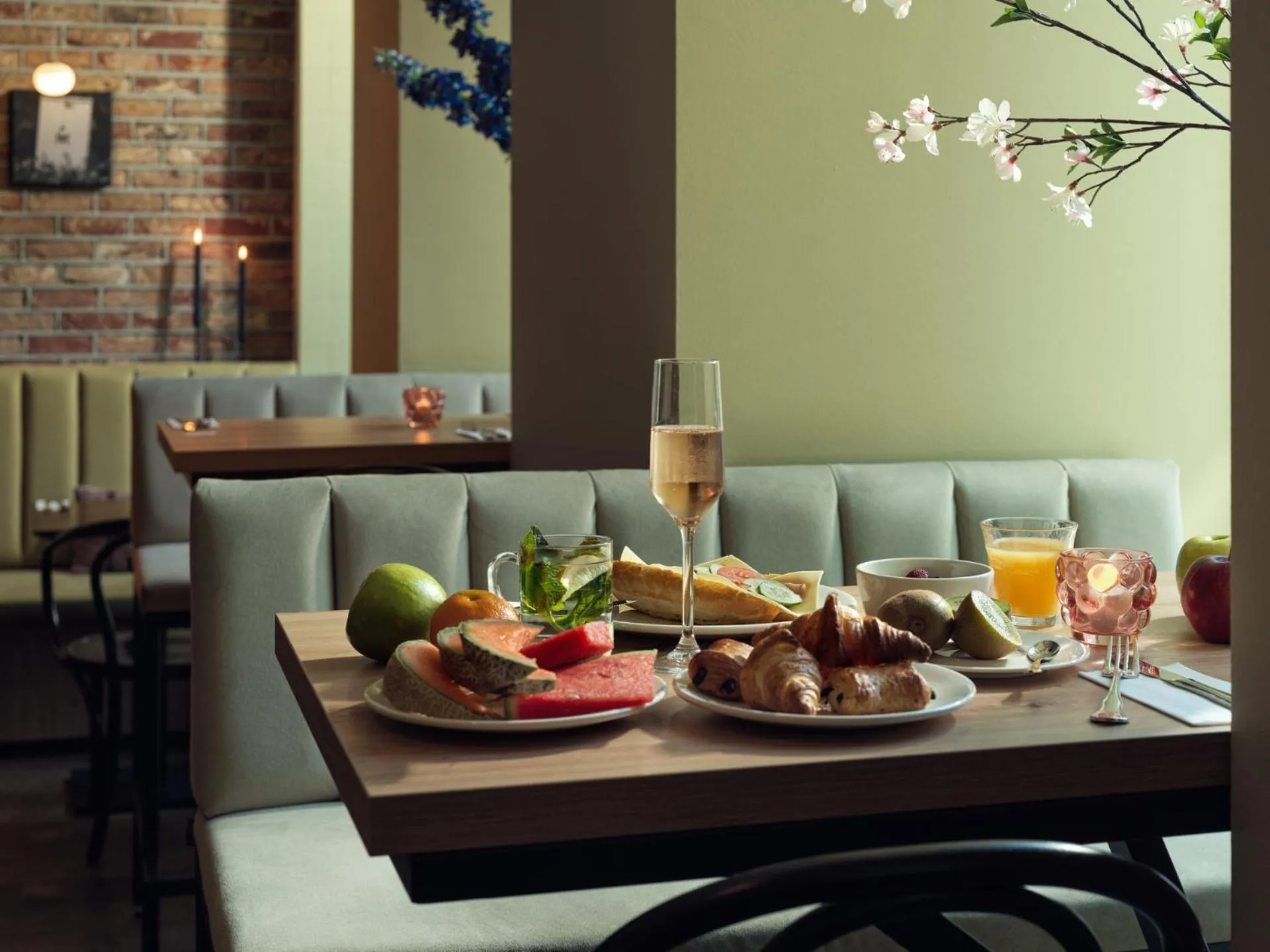 Breakfast in Townhouse Maastricht & Spa