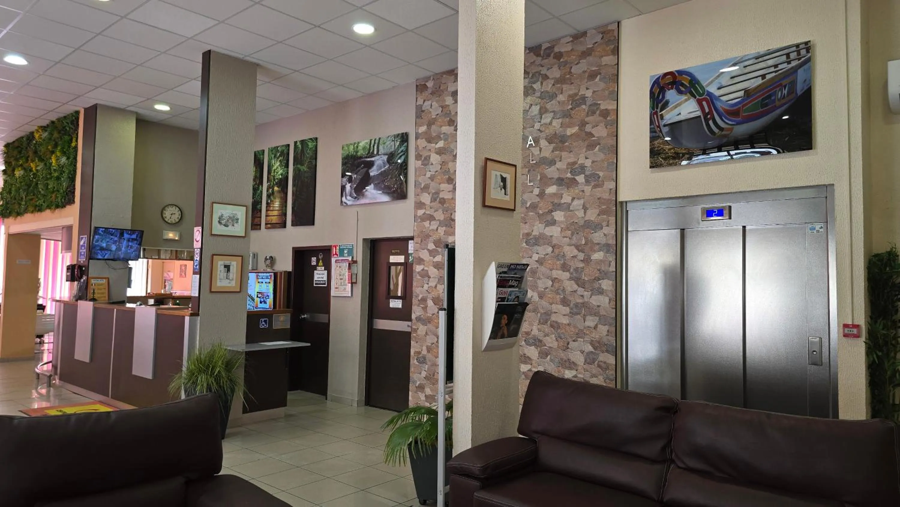 Living room in Central Hotel Cayenne