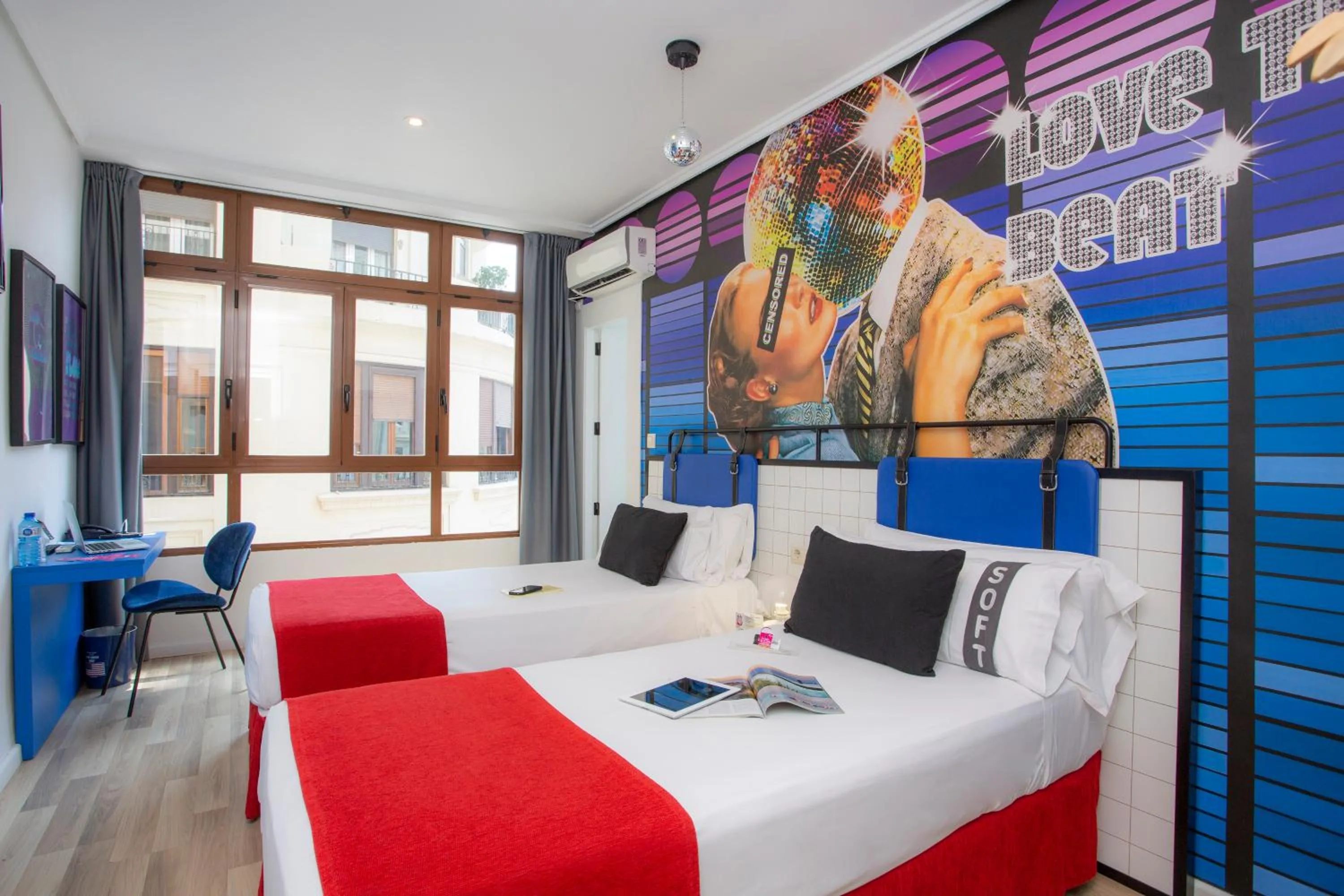 Photo of the whole room, Bed in Casual Vintage Valencia