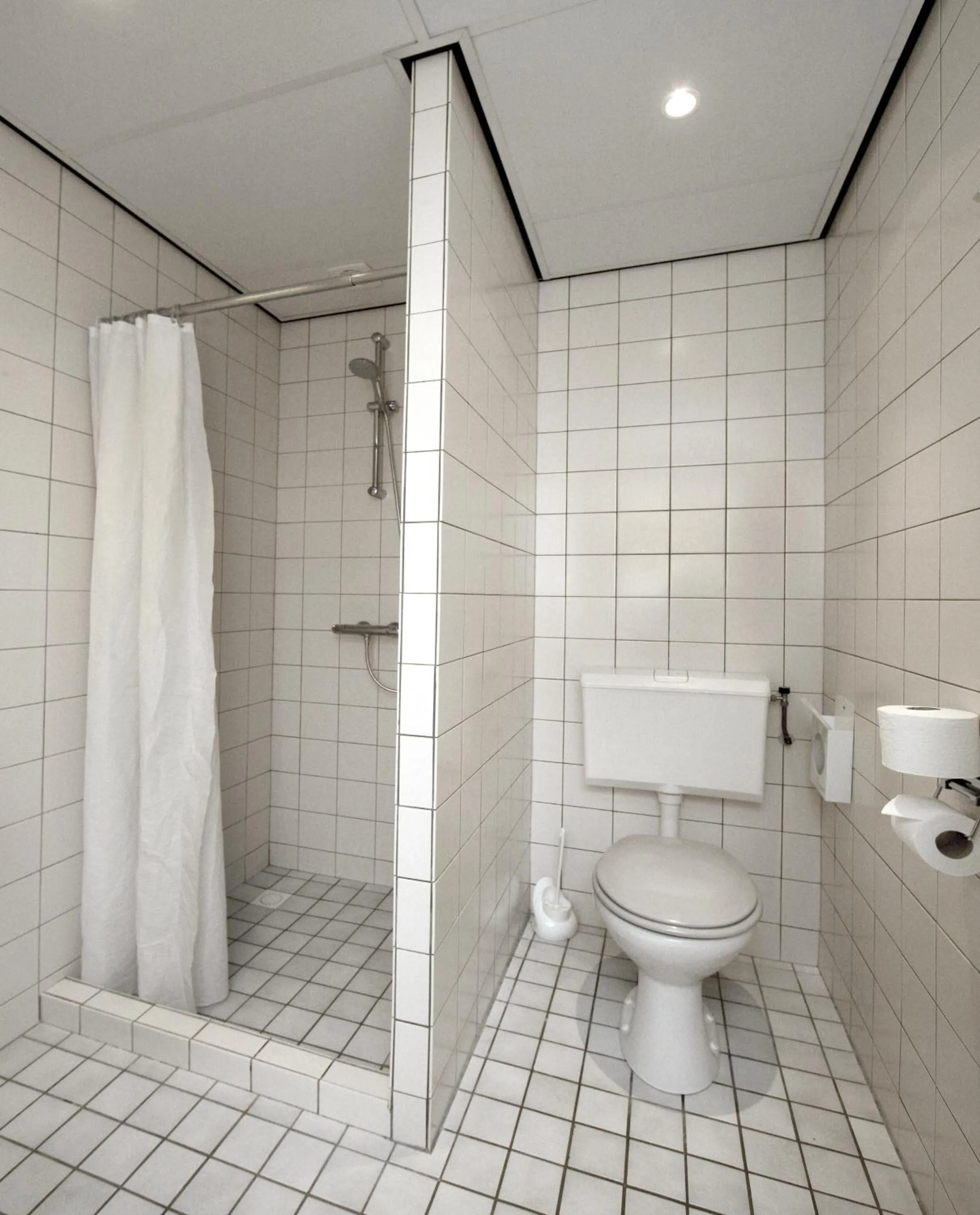 Bathroom in Gasterij De Koekoekshof