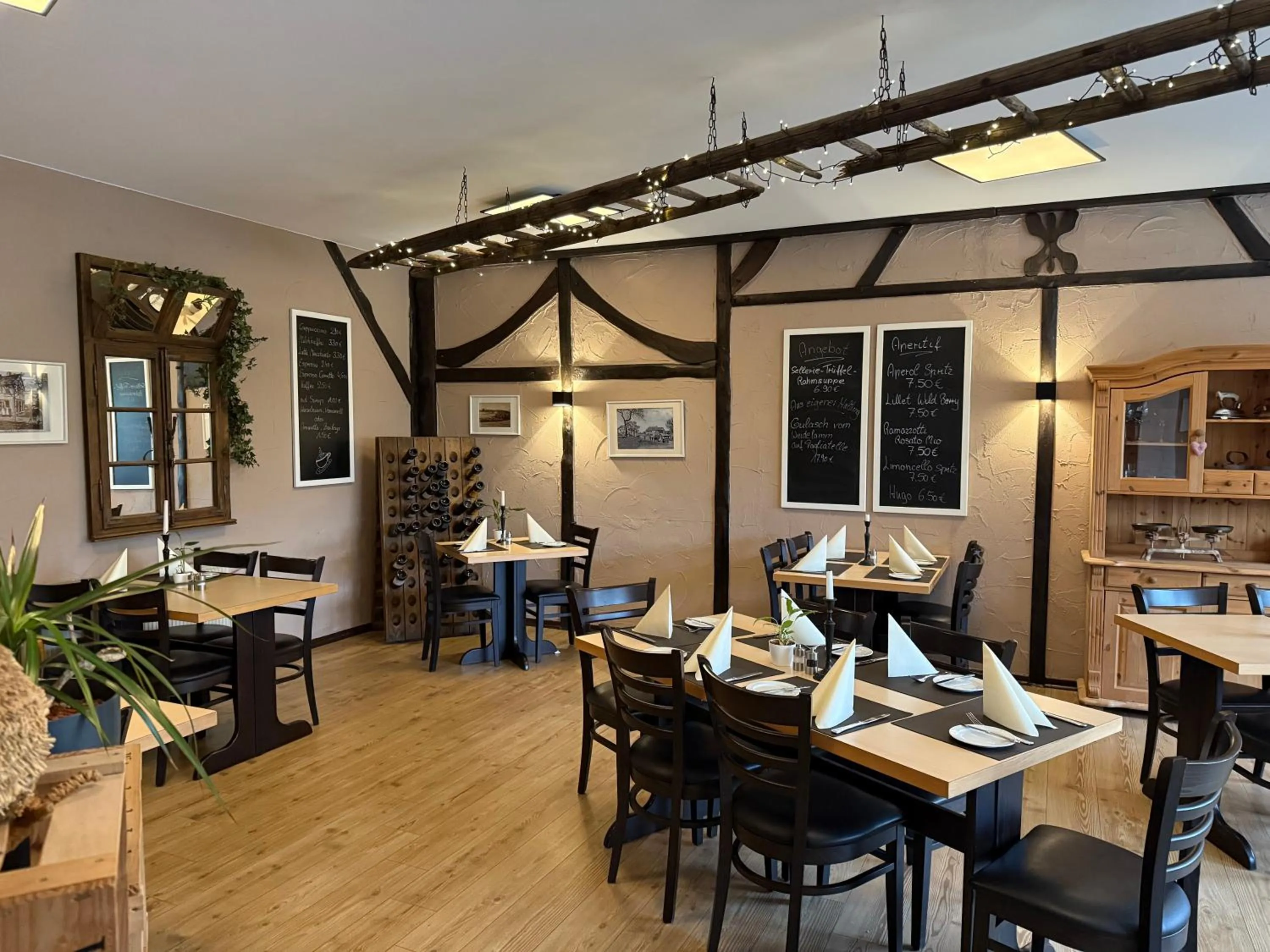 Restaurant/places to eat in Pension im Wirtshaus Himberg