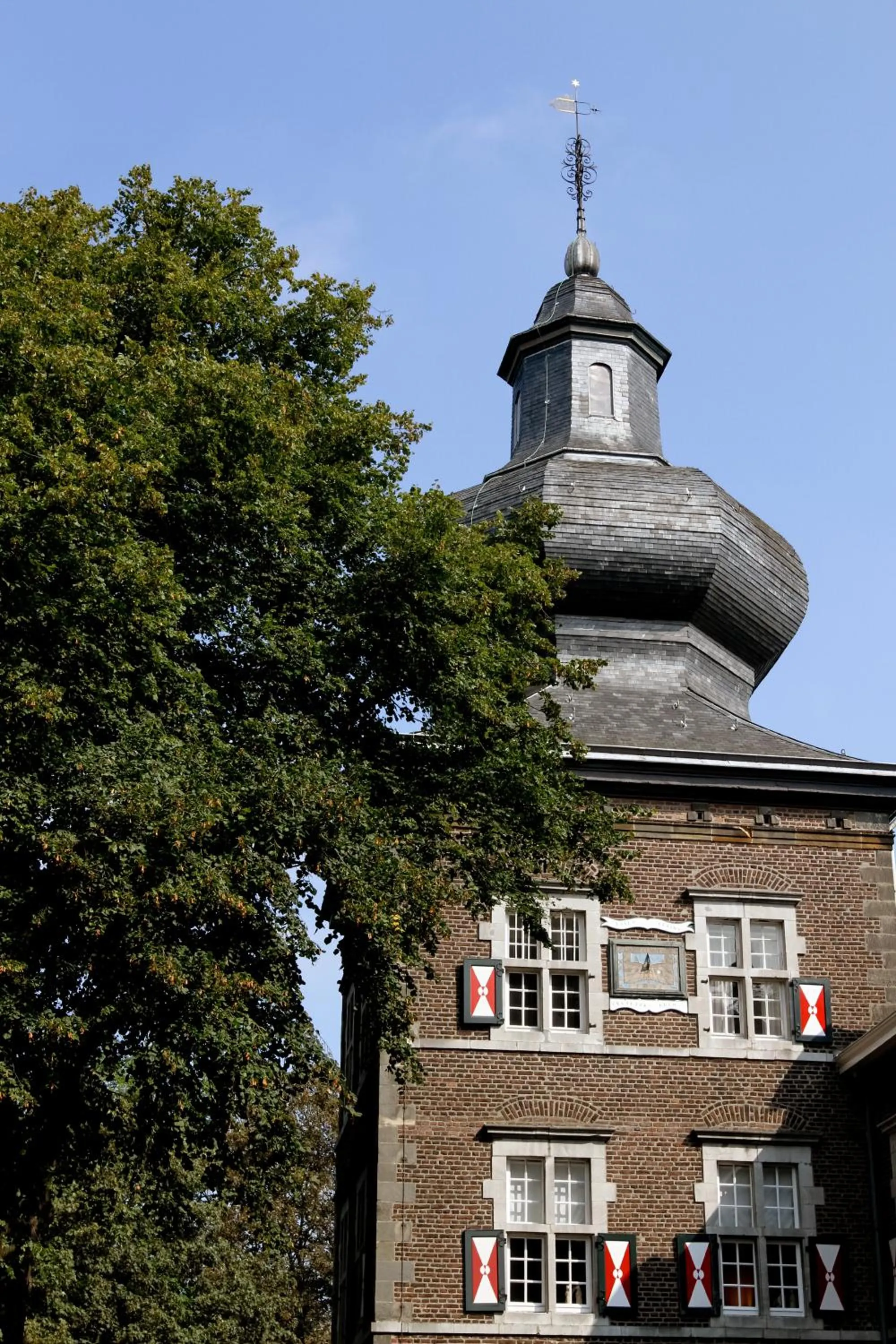 Facade/entrance in Abdij Hotel Rolduc
