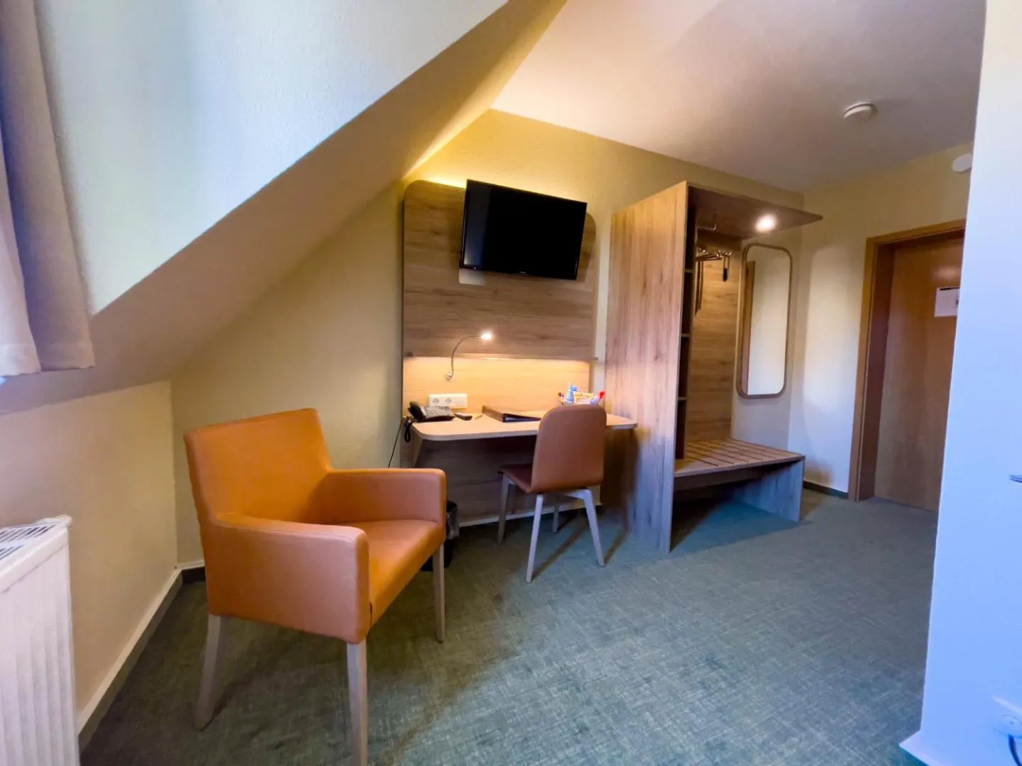 TV and multimedia in Altstadthotel "Garni" Grimma