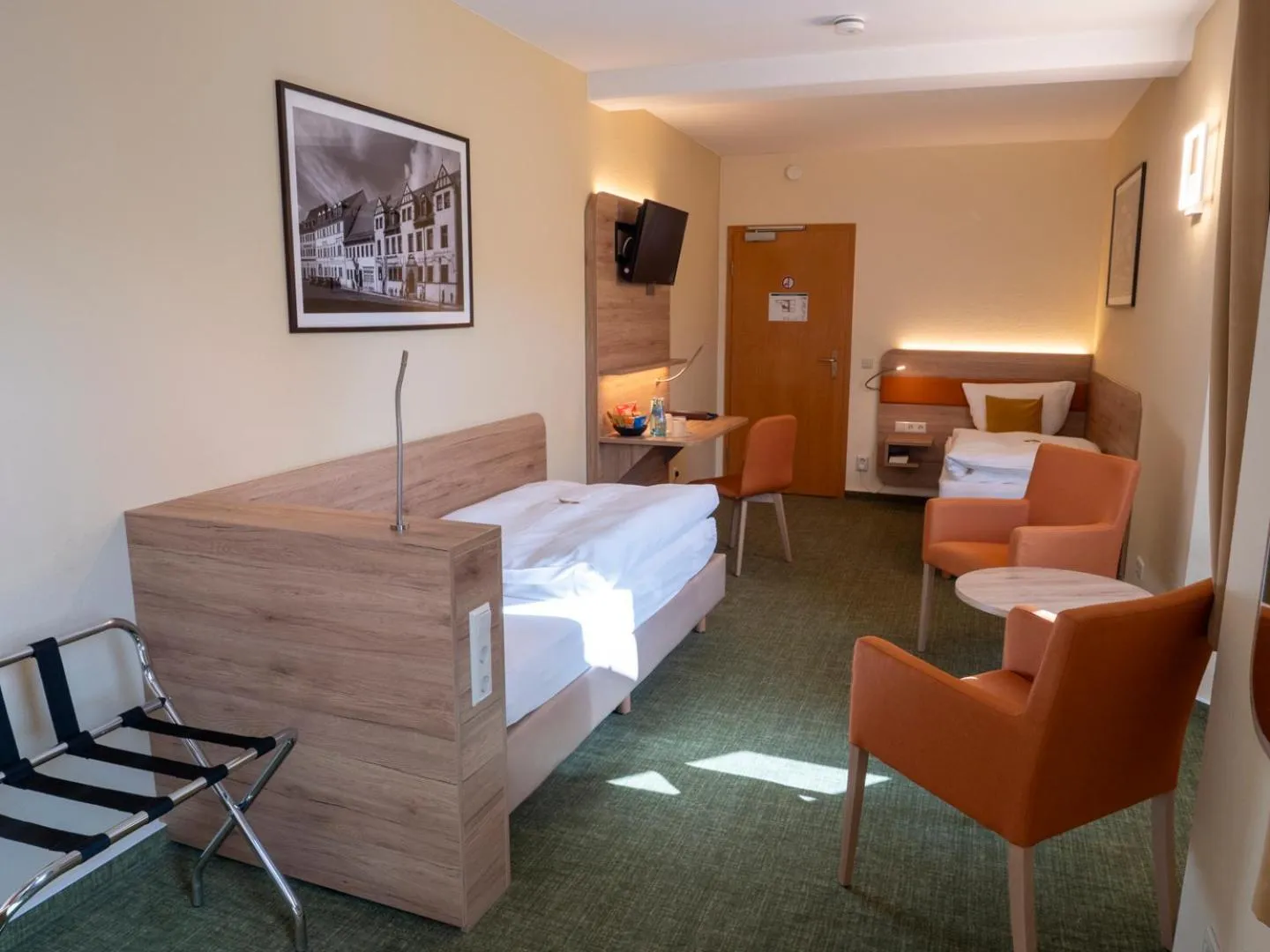 Photo of the whole room, Bed in Altstadthotel "Garni" Grimma