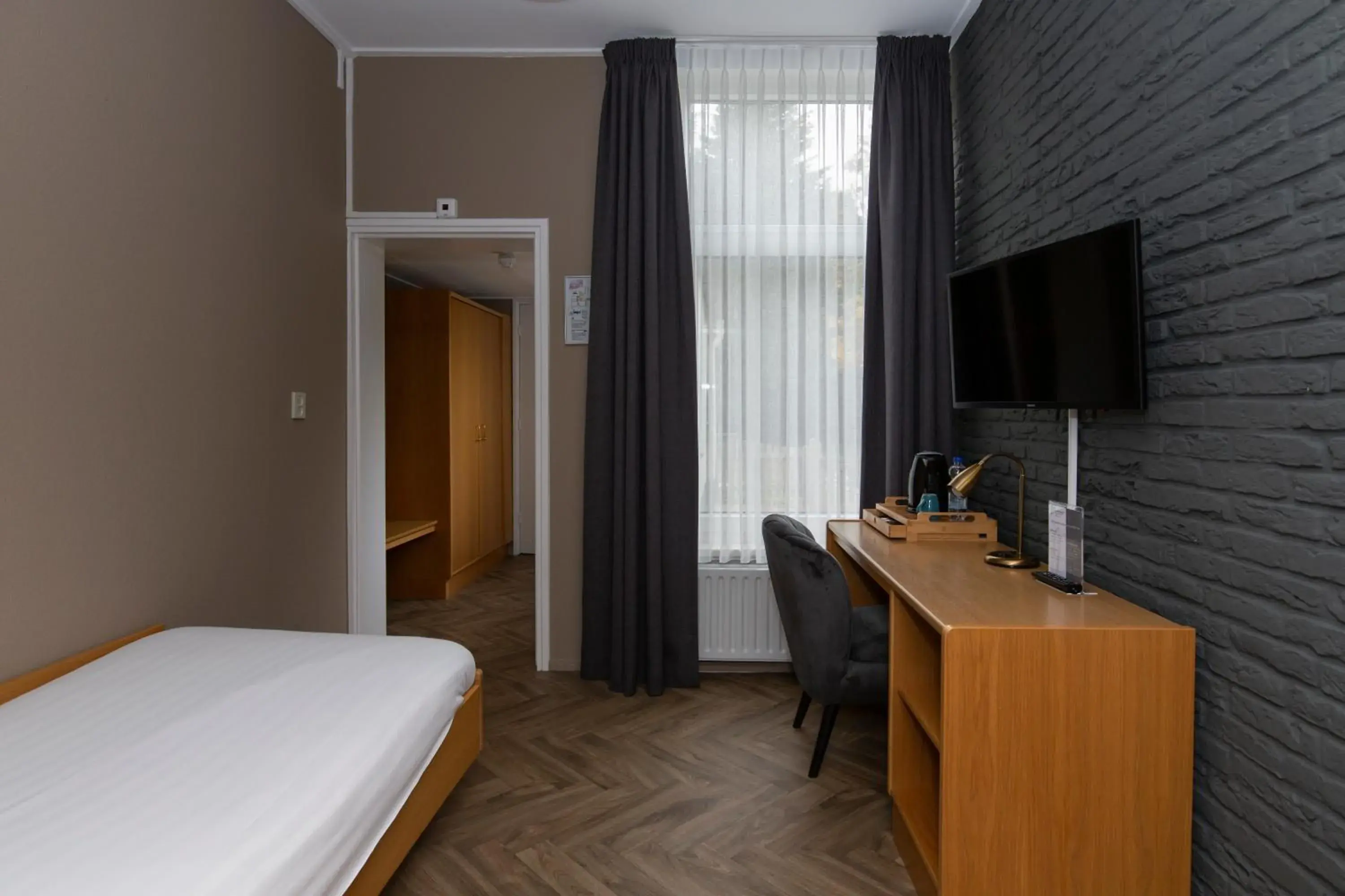 Single Room in Hotel Restaurant Mondriaan Single Room in Hotel Restaurant Mondriaan