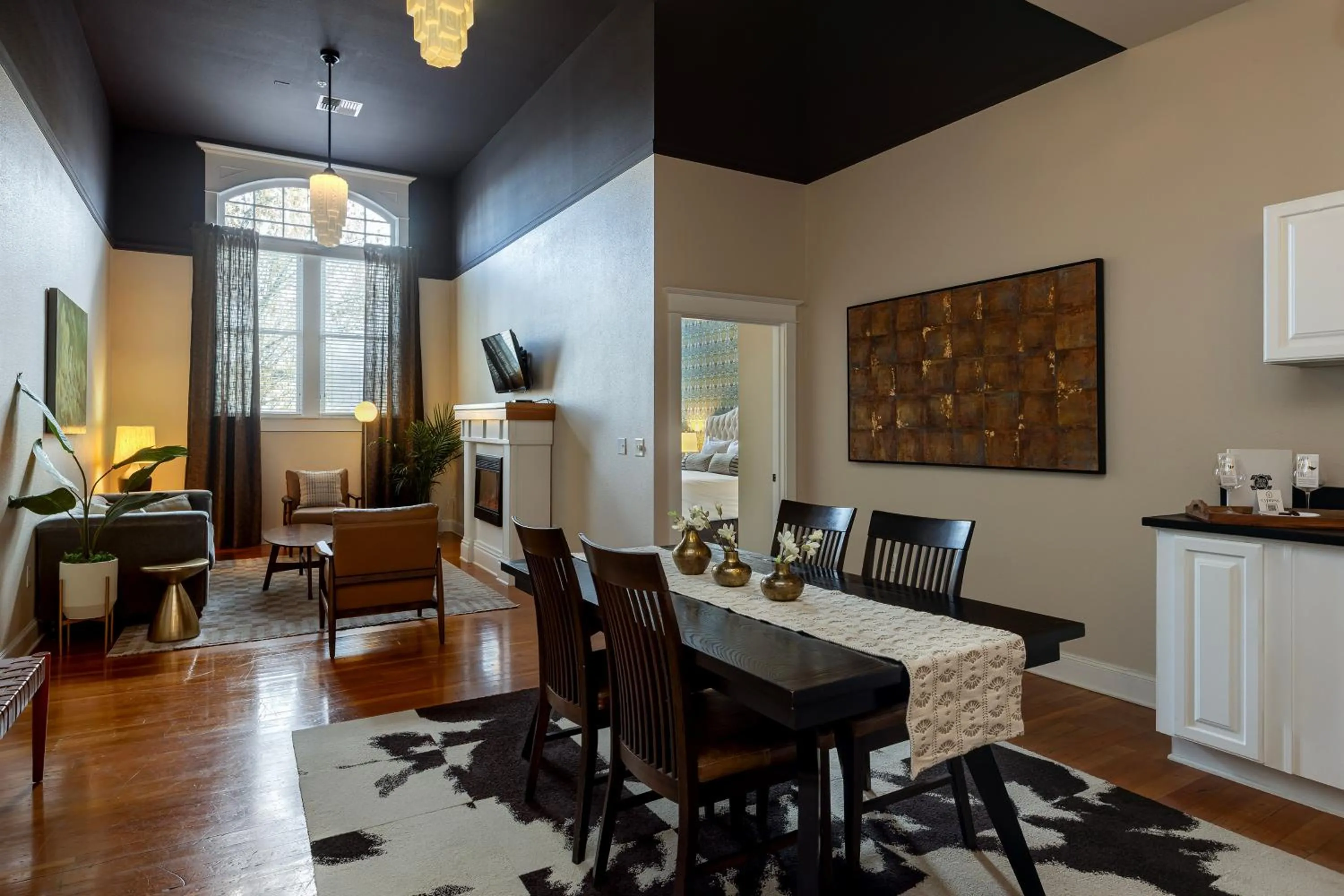 Dining area in 3rd Street Flats