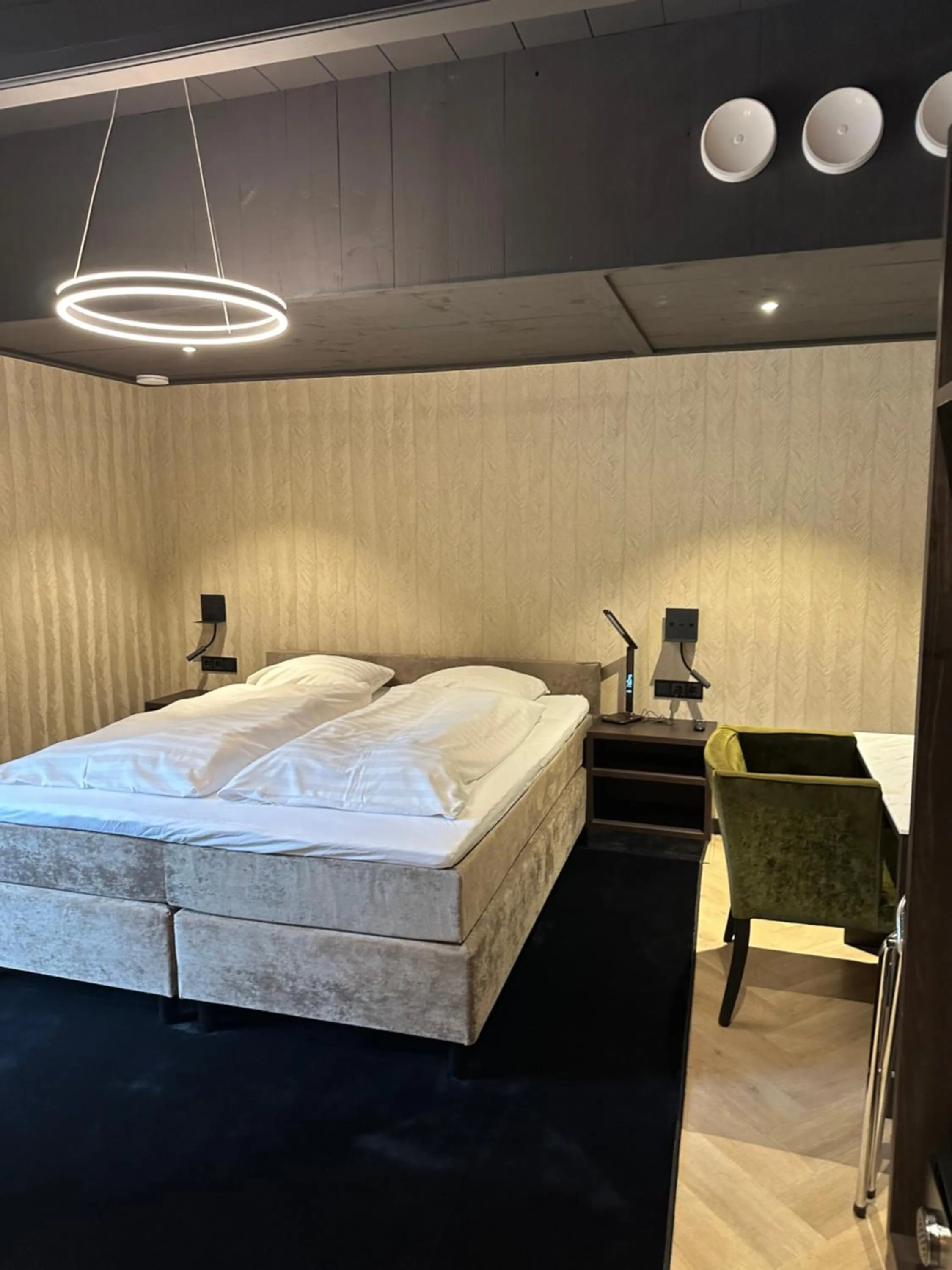 Bed in Hotel Restaurant Het Witte Paard
